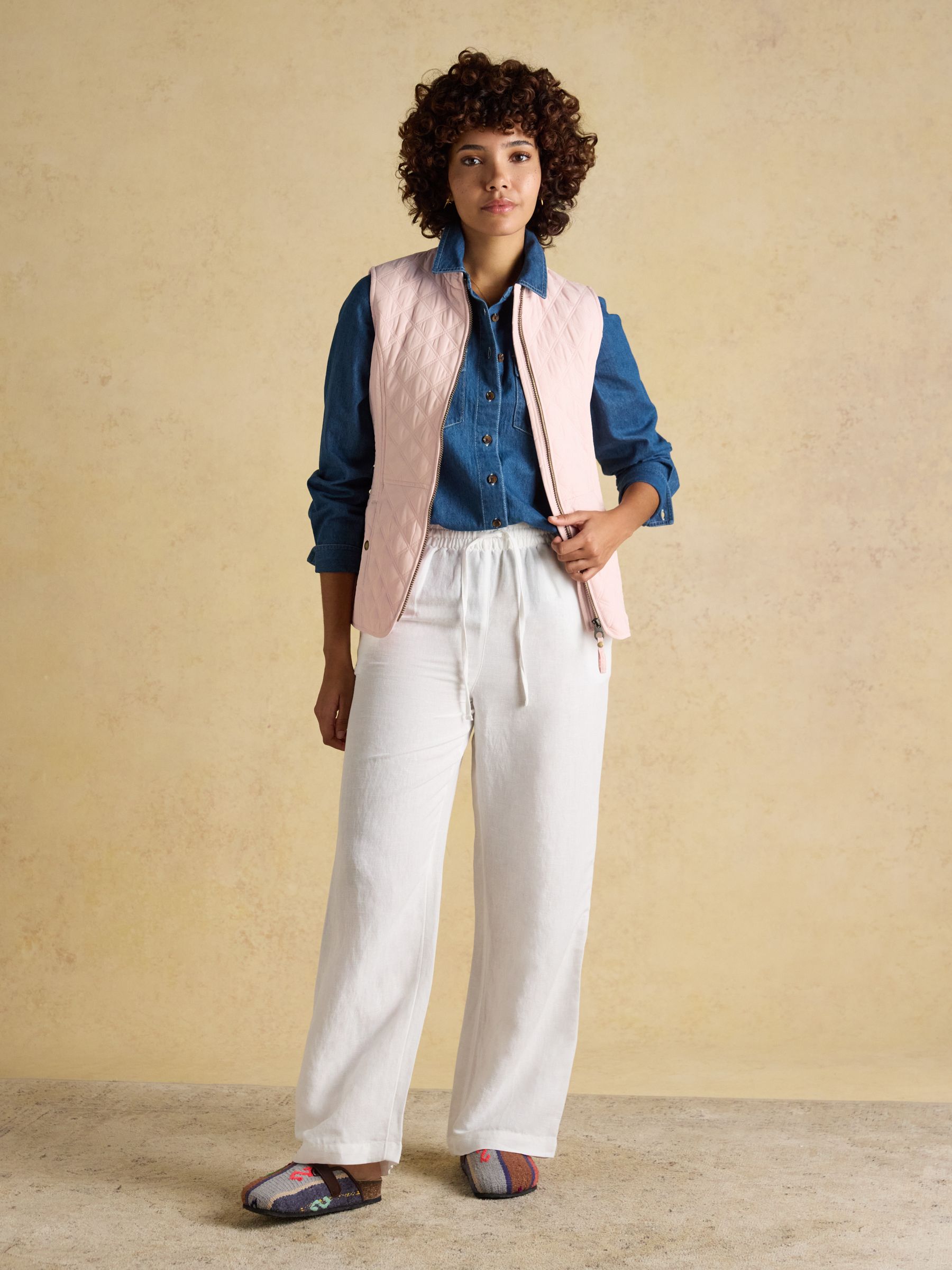 Minx Light Pink Showerproof Diamond Quilted Gilet - Image 3 of 10