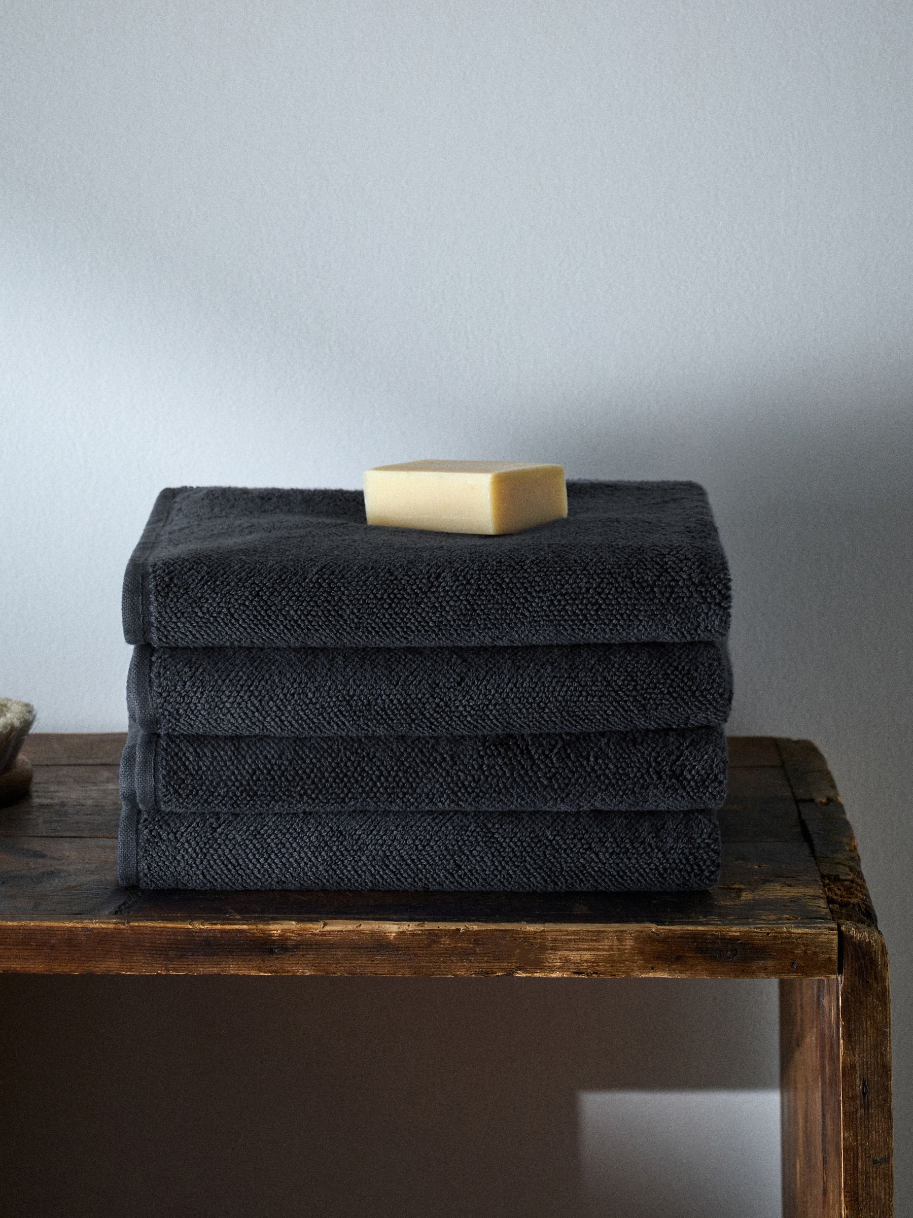 Charcoal Grey Set of 4 Popcorn Textured Hand Towels - Image 2 of 4