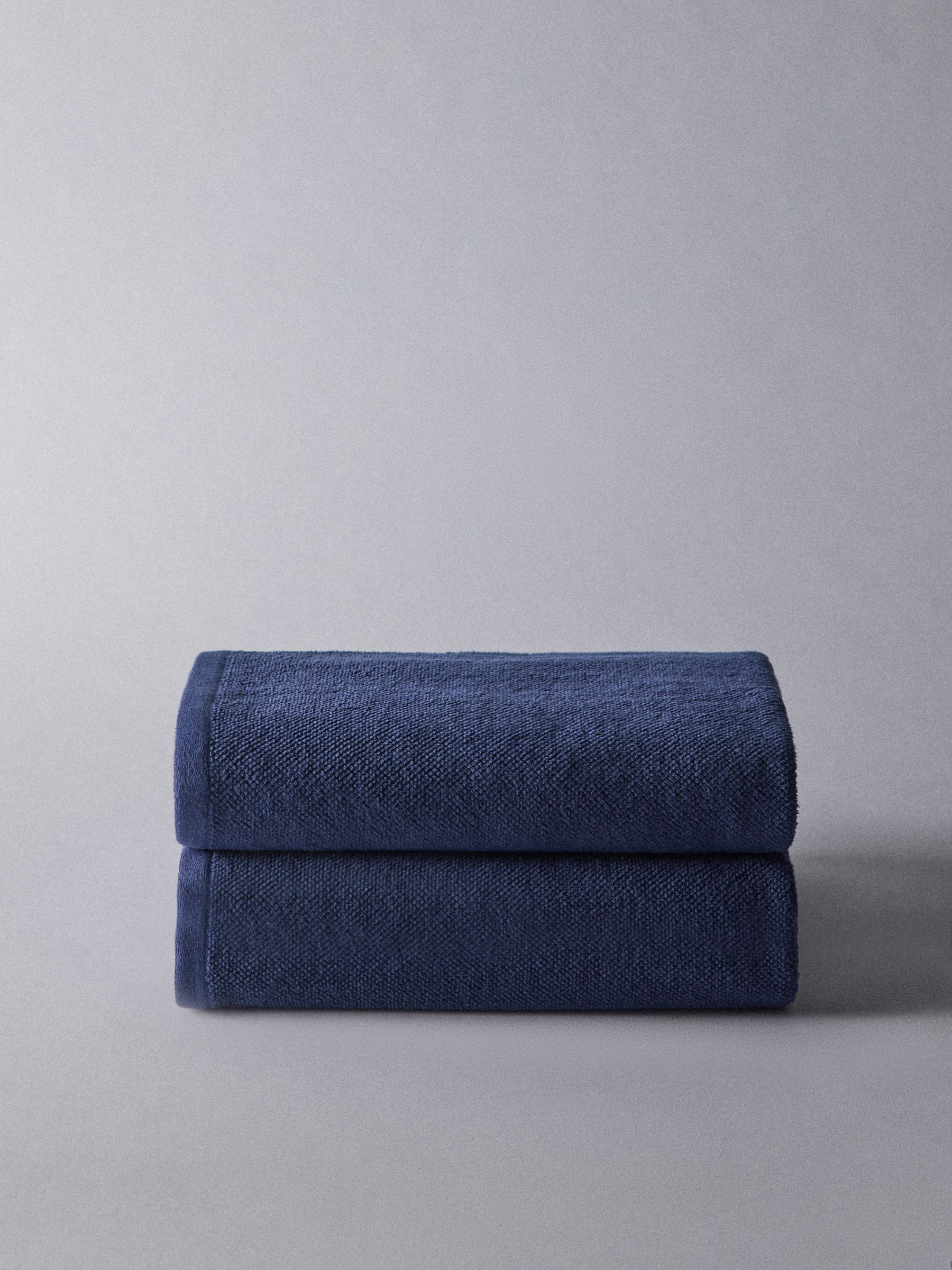 Navy Blue Set of 2 Popcorn Textured Bath Towels - Image 4 of 6