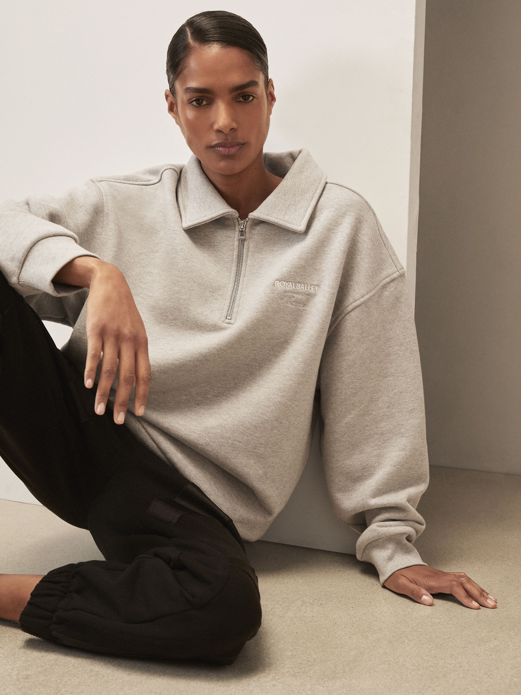 Reiss | Royal Ballet Zip Mikina Unisex Fit v šedé melanžové barvě - Obrázek 4 z 8