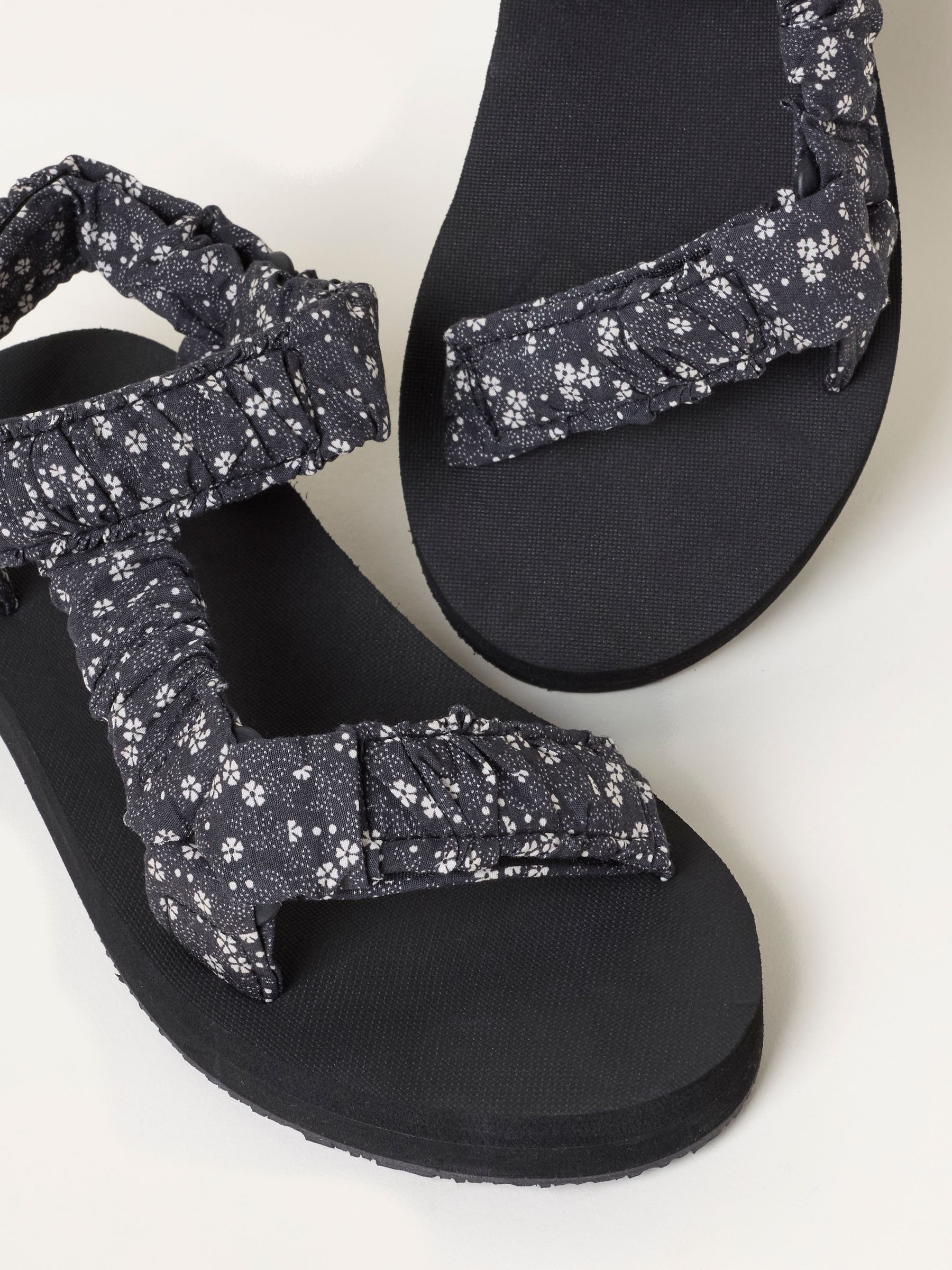 Ettie Black Comfort Walking Sandal - Image 4 of 5