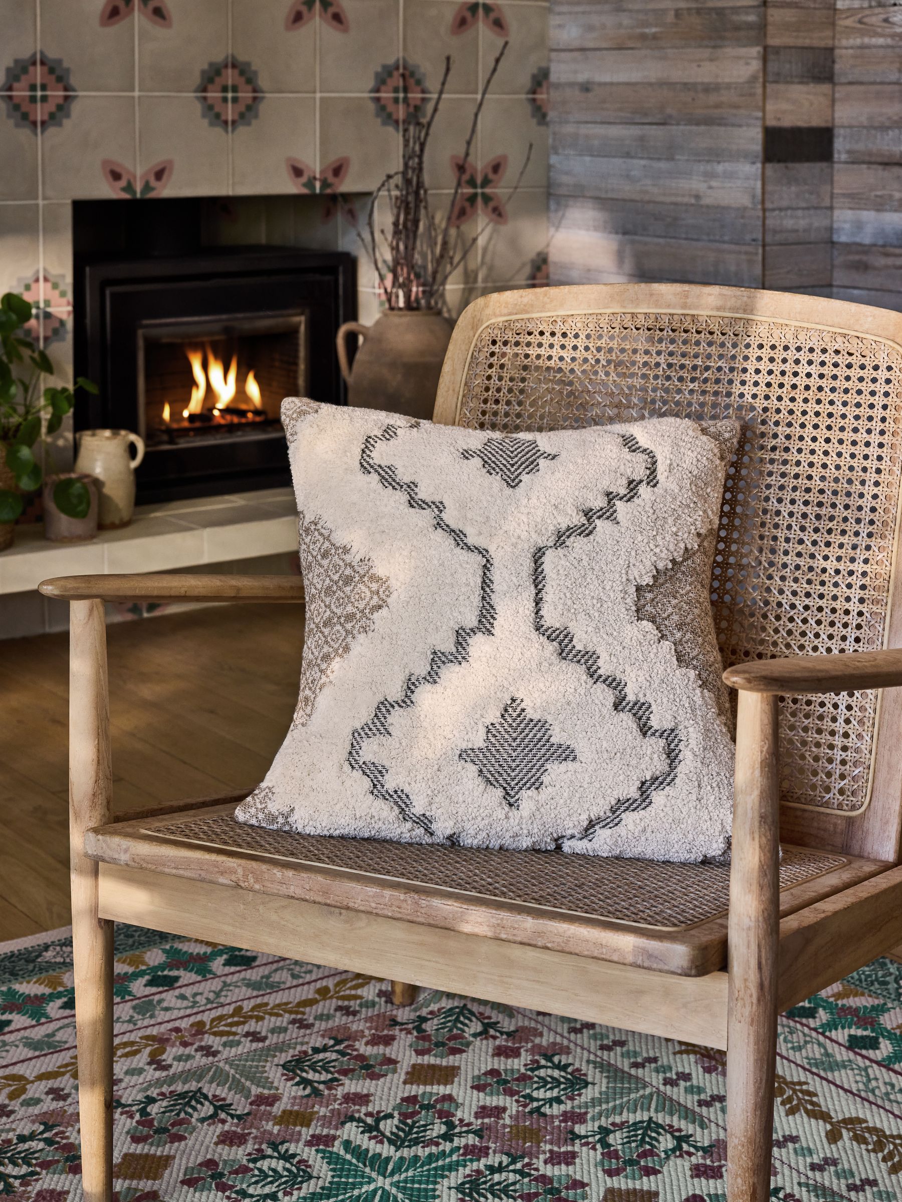 Natural Geo Diamond Cotton Tufted Cushion - Image 2 of 6