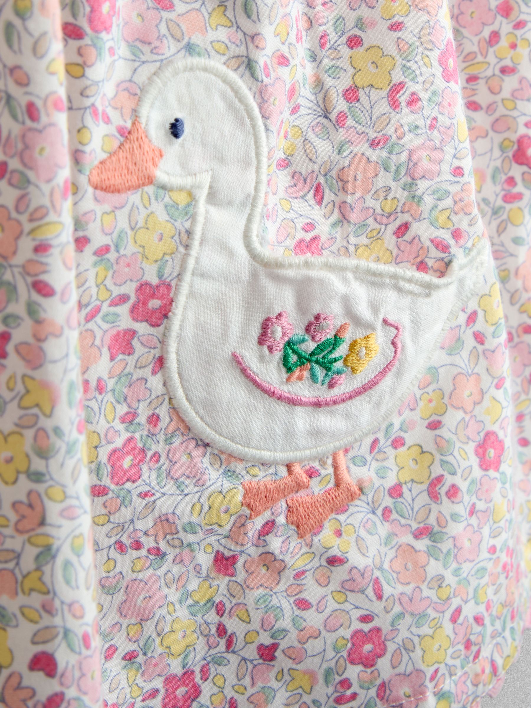 Pink Floral Duck Appliqué Pocket Sleeveless Dress - Image 4 of 4