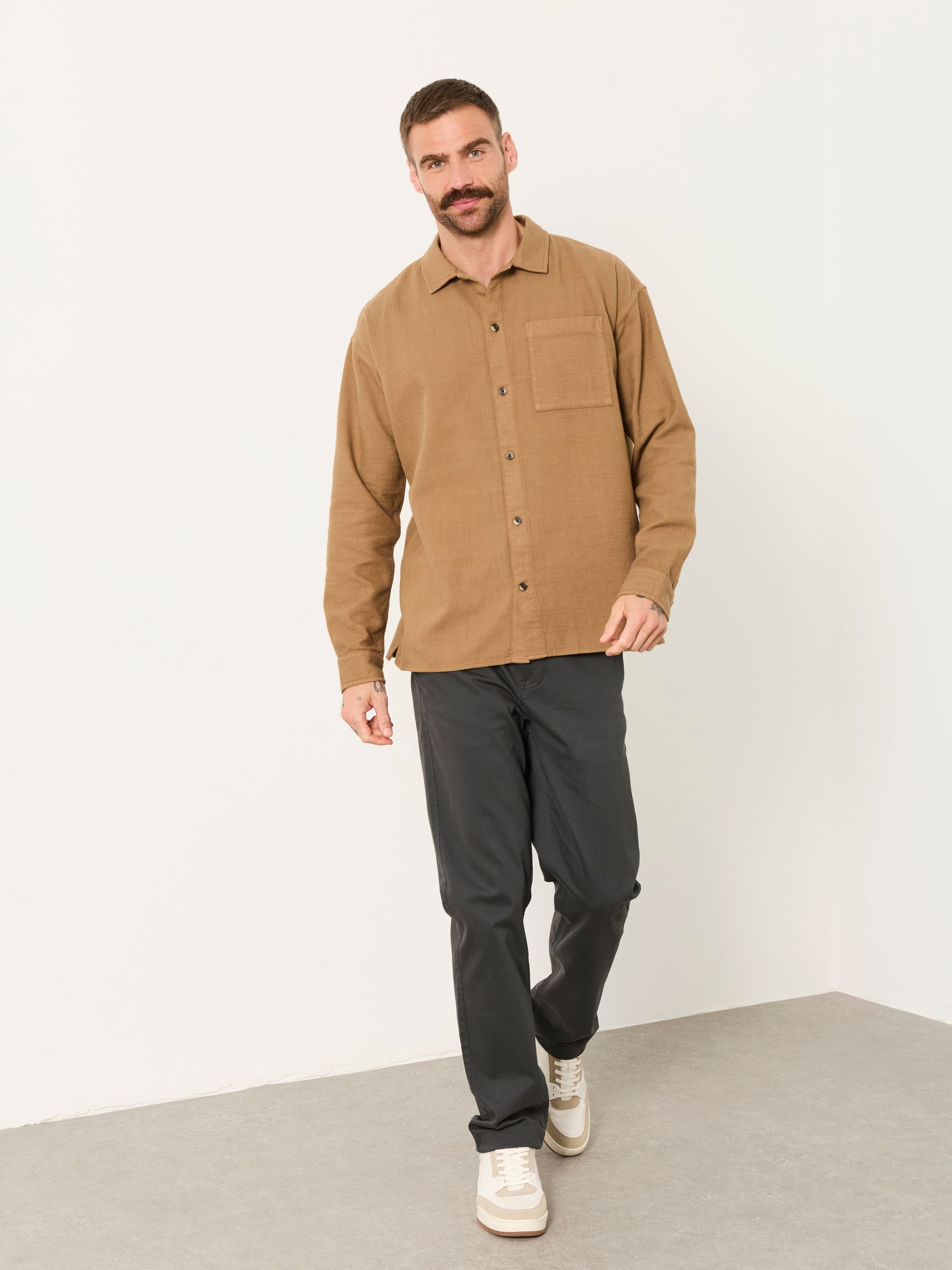 salsation ウエア　Lサイズ light brown Salcombe Relaxed Fit Tan Brown Long Sleeve Garment Dye Shirt