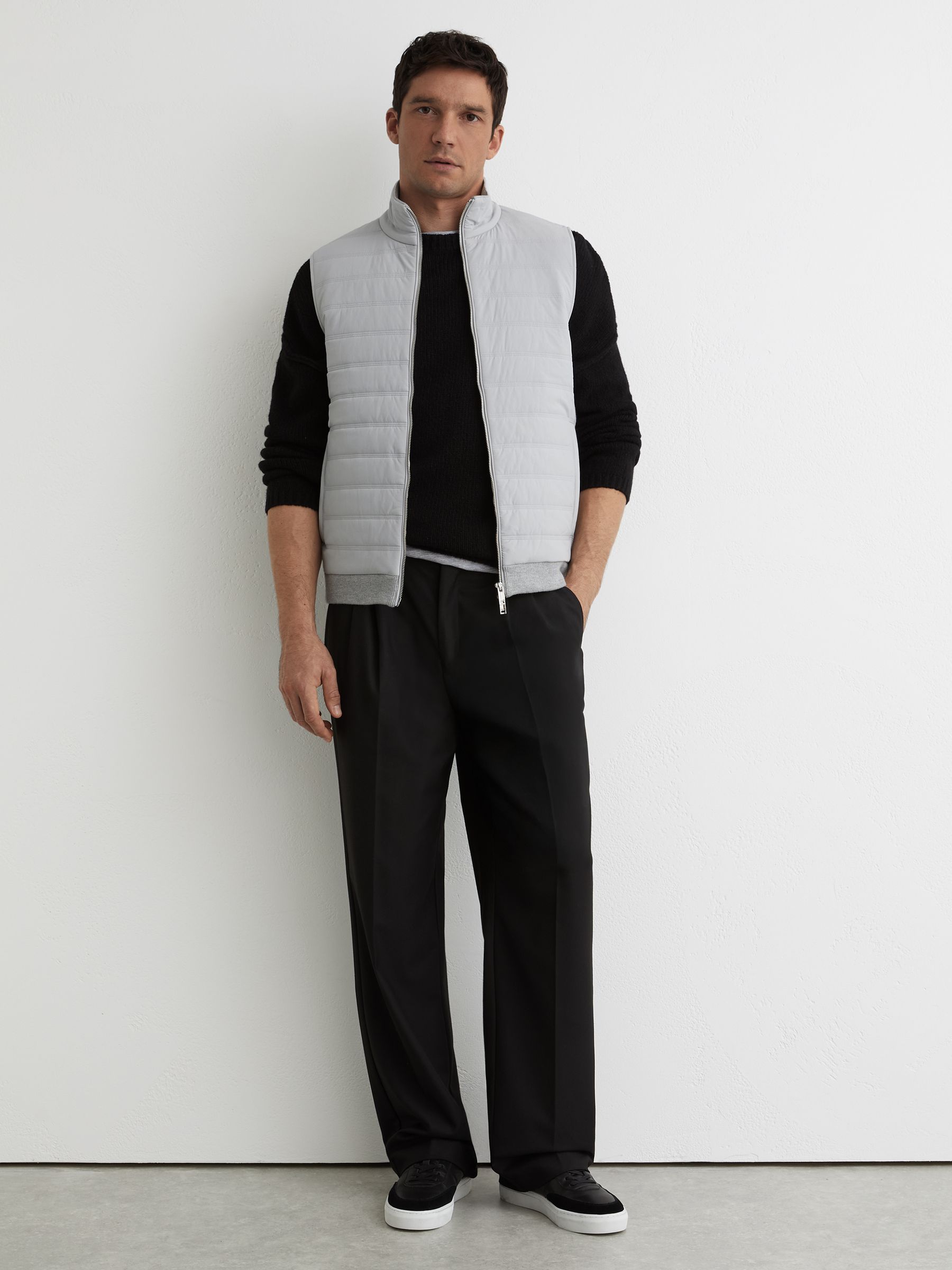 Gilet in Soft Grey - Image 3 of 6