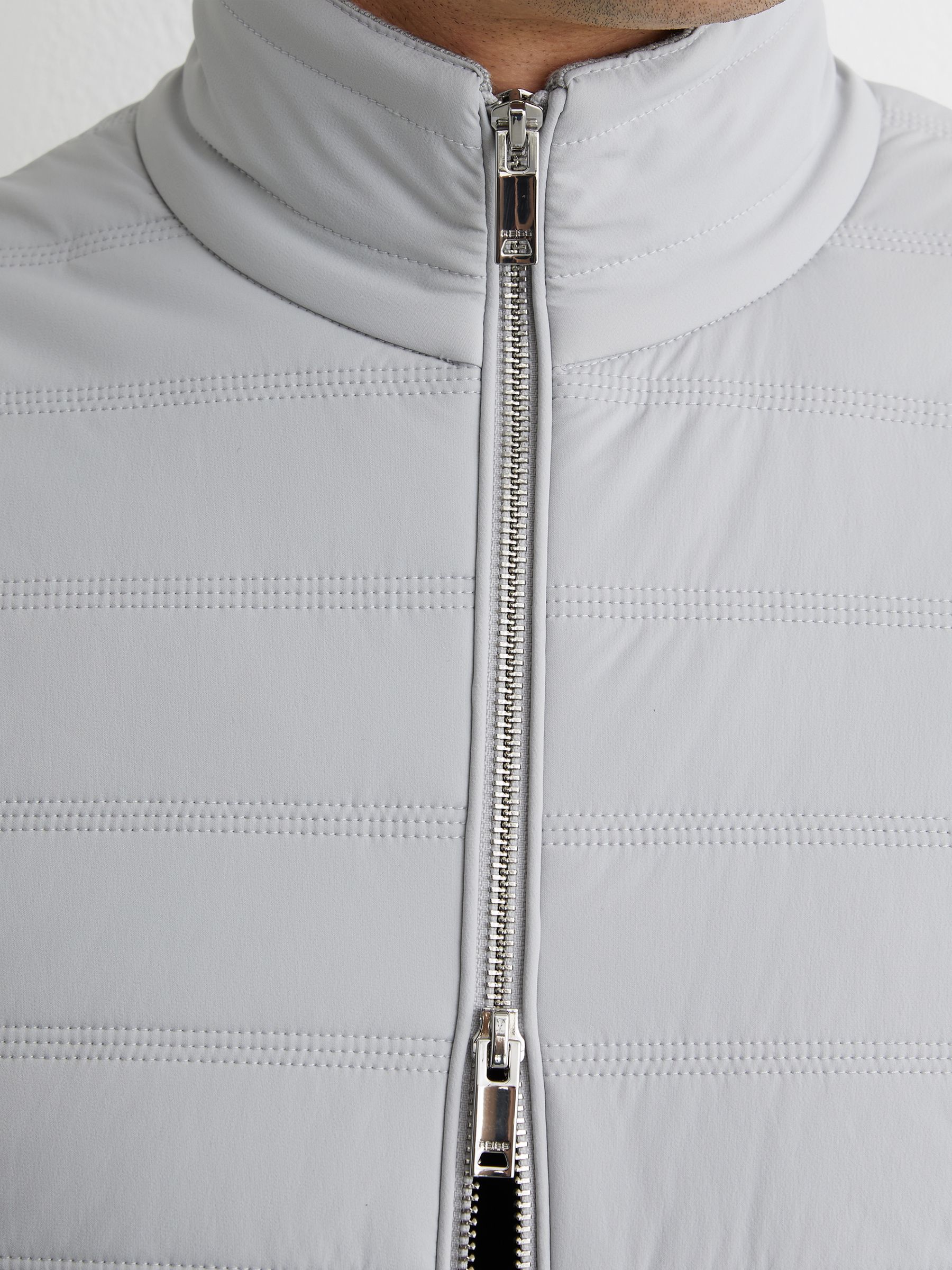 Gilet in Soft Grey - Image 4 of 6