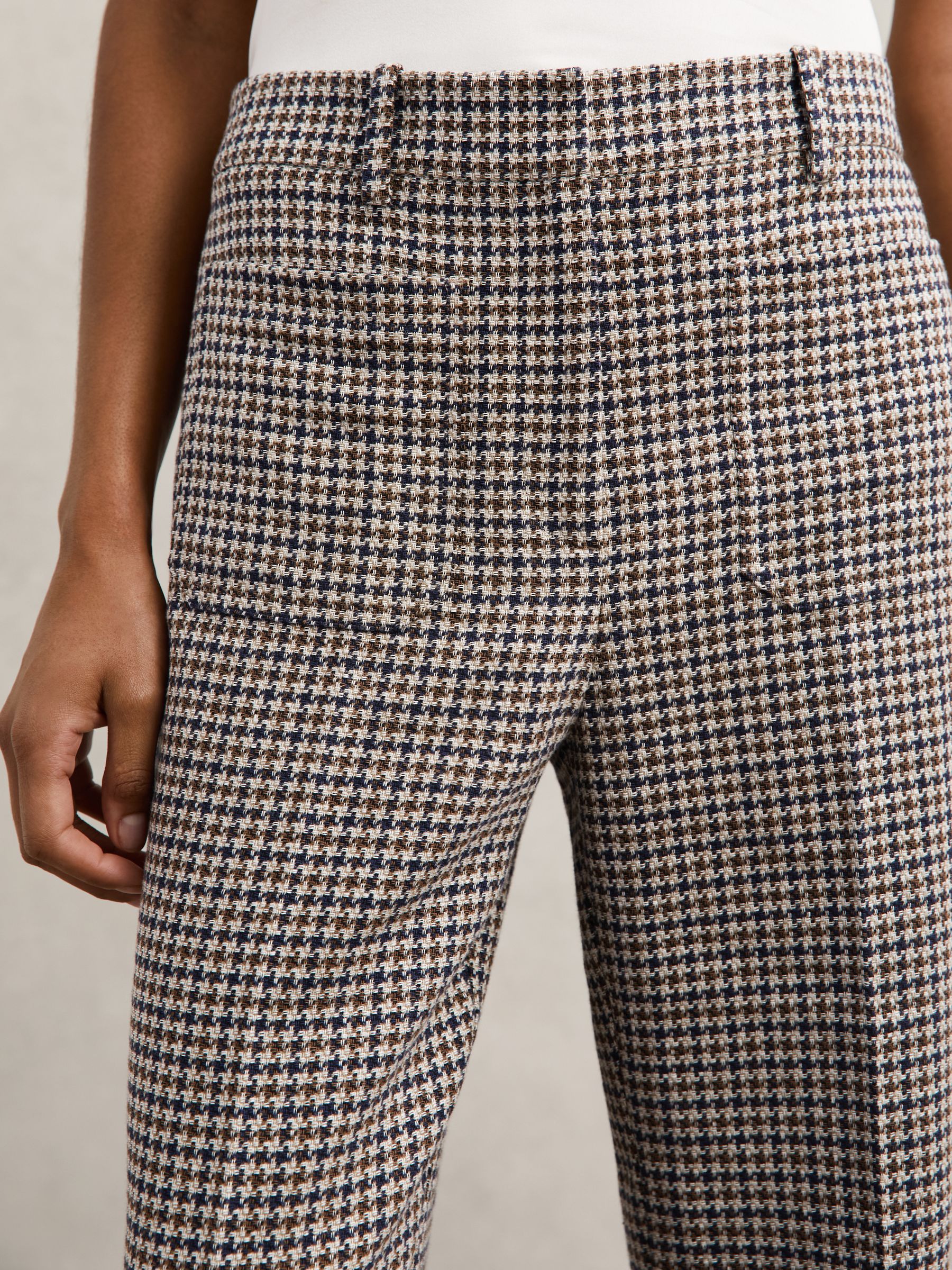 Cotton-Linen Check Flared Trousers in Navy Neutral Check - Image 3 of 7