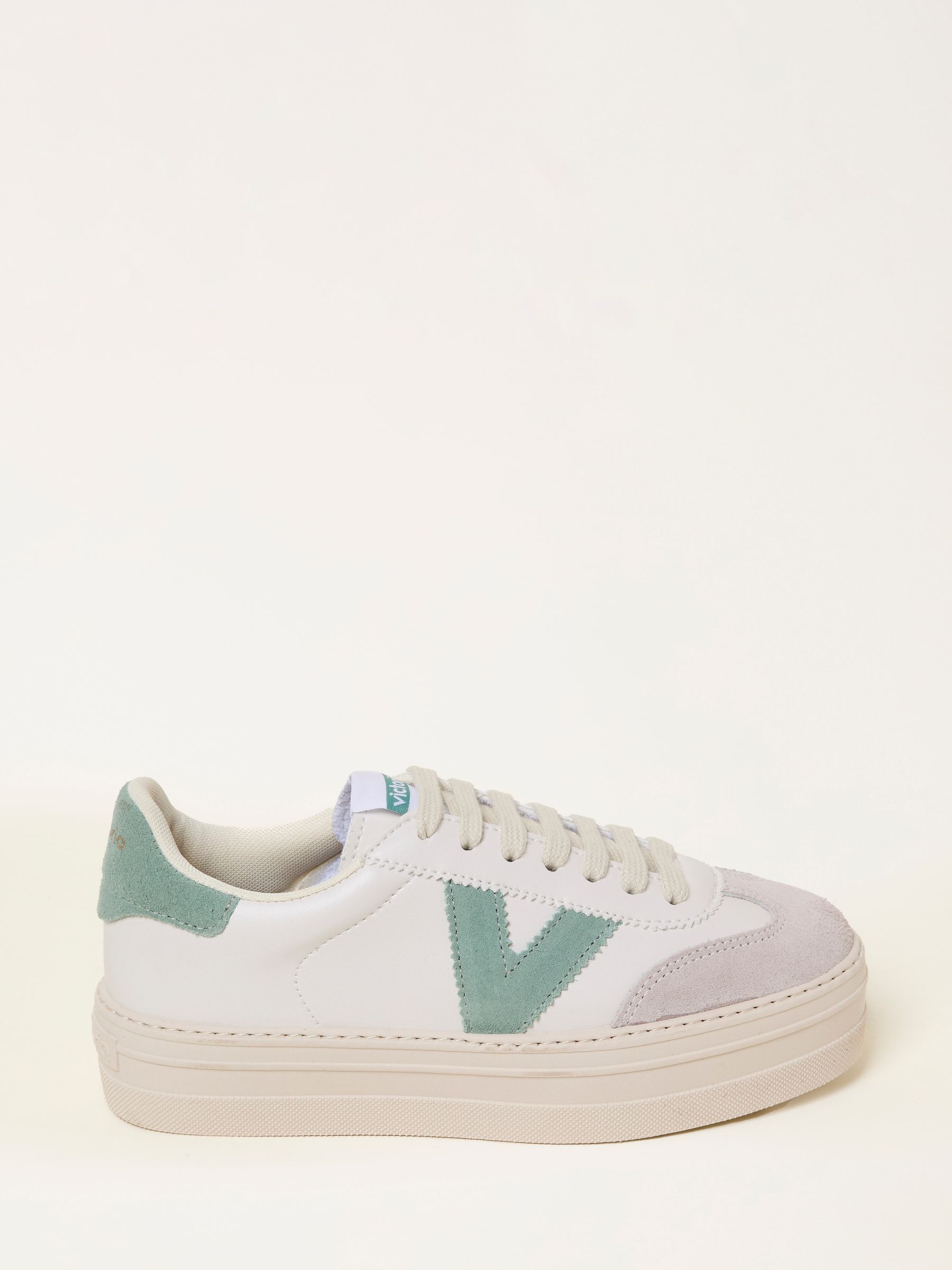 Green Victoria Barcelona Trainer - Image 1 of 3 Green Victoria Barcelona Trainer - Image 1 of 3