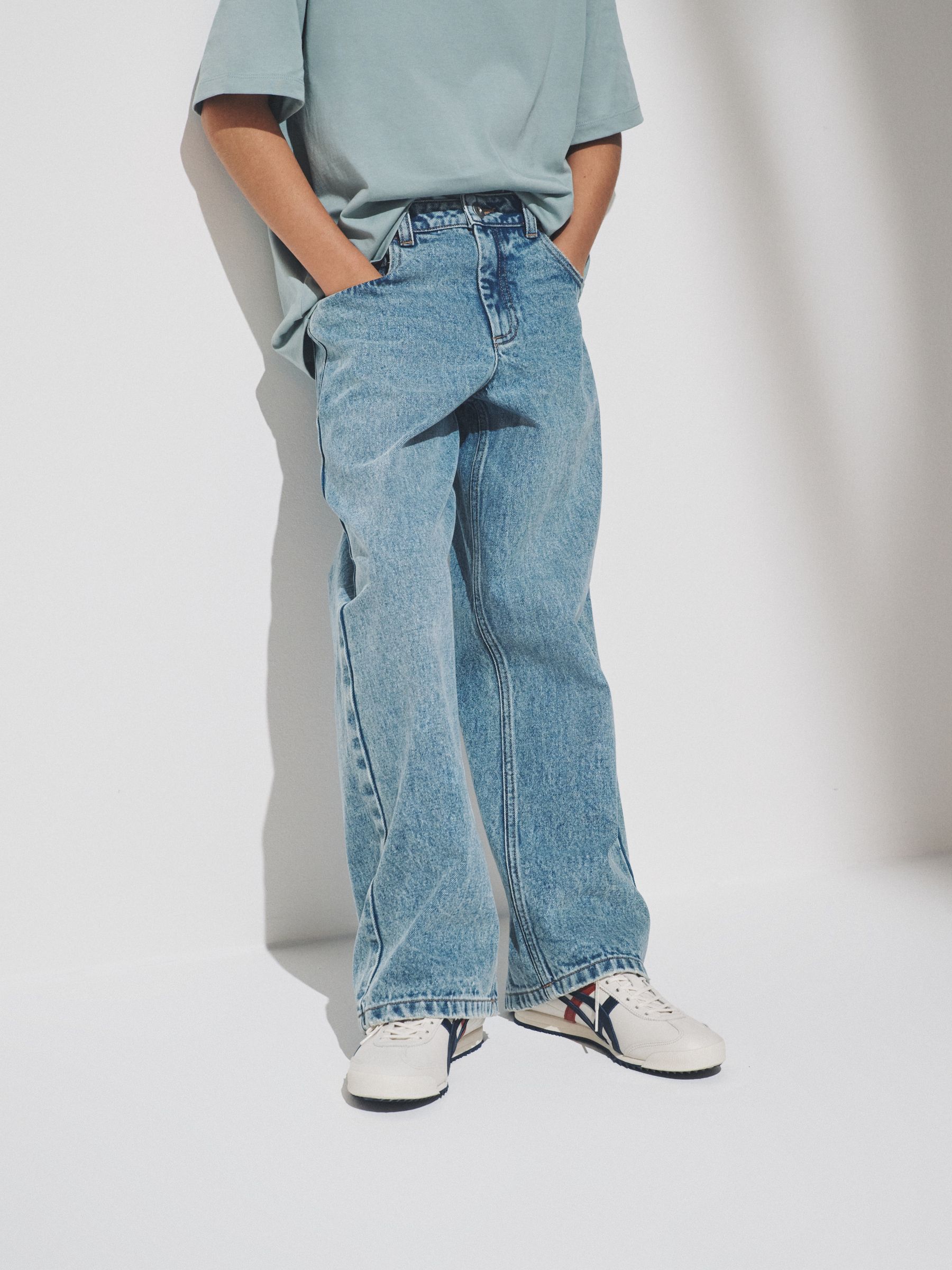 Dark/Mid Blue 2 Pack Straight Leg Jeans - Image 5 of 6