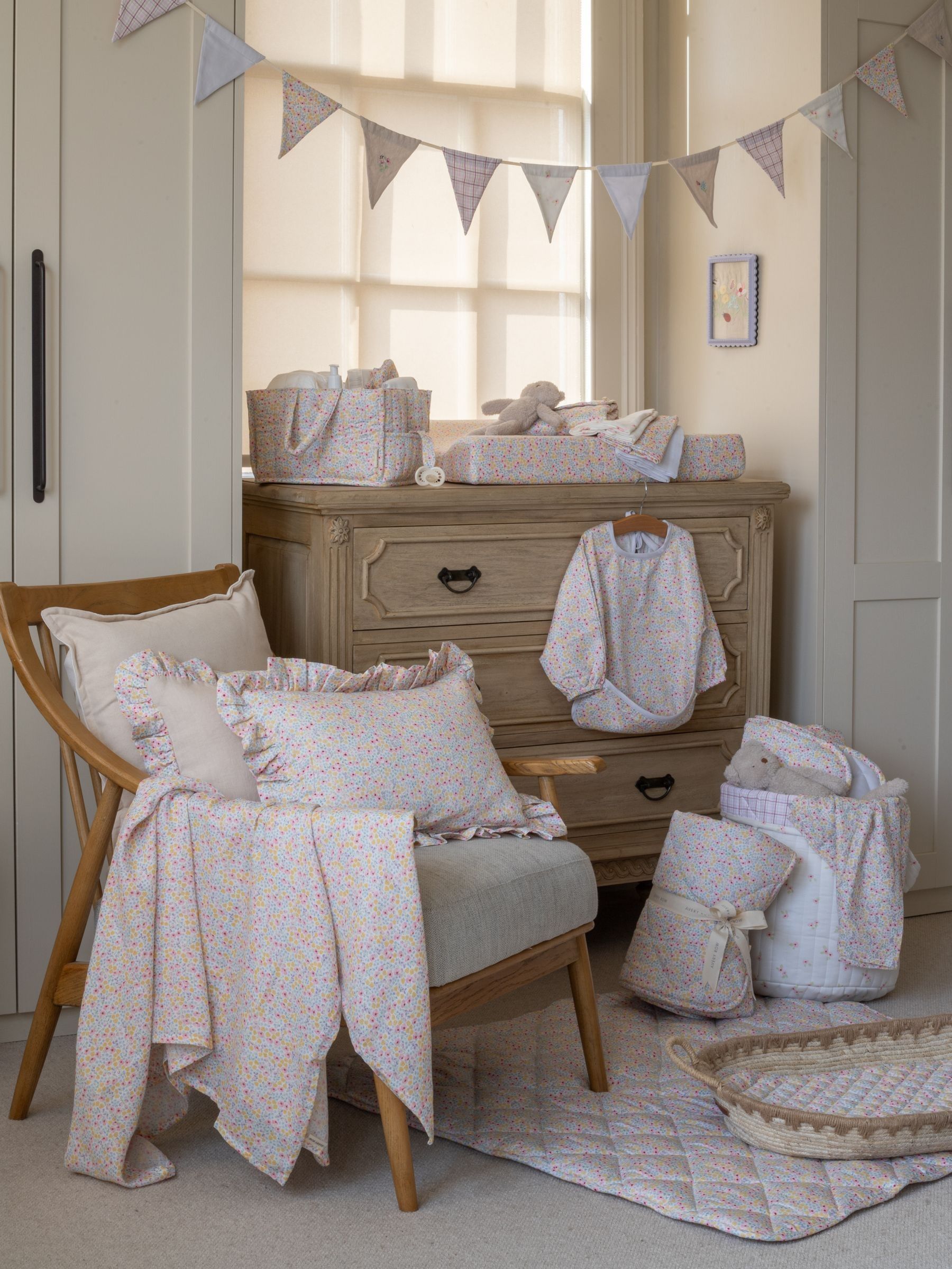 Wildflower Garden Baby Changing Mat - Image 3 of 4