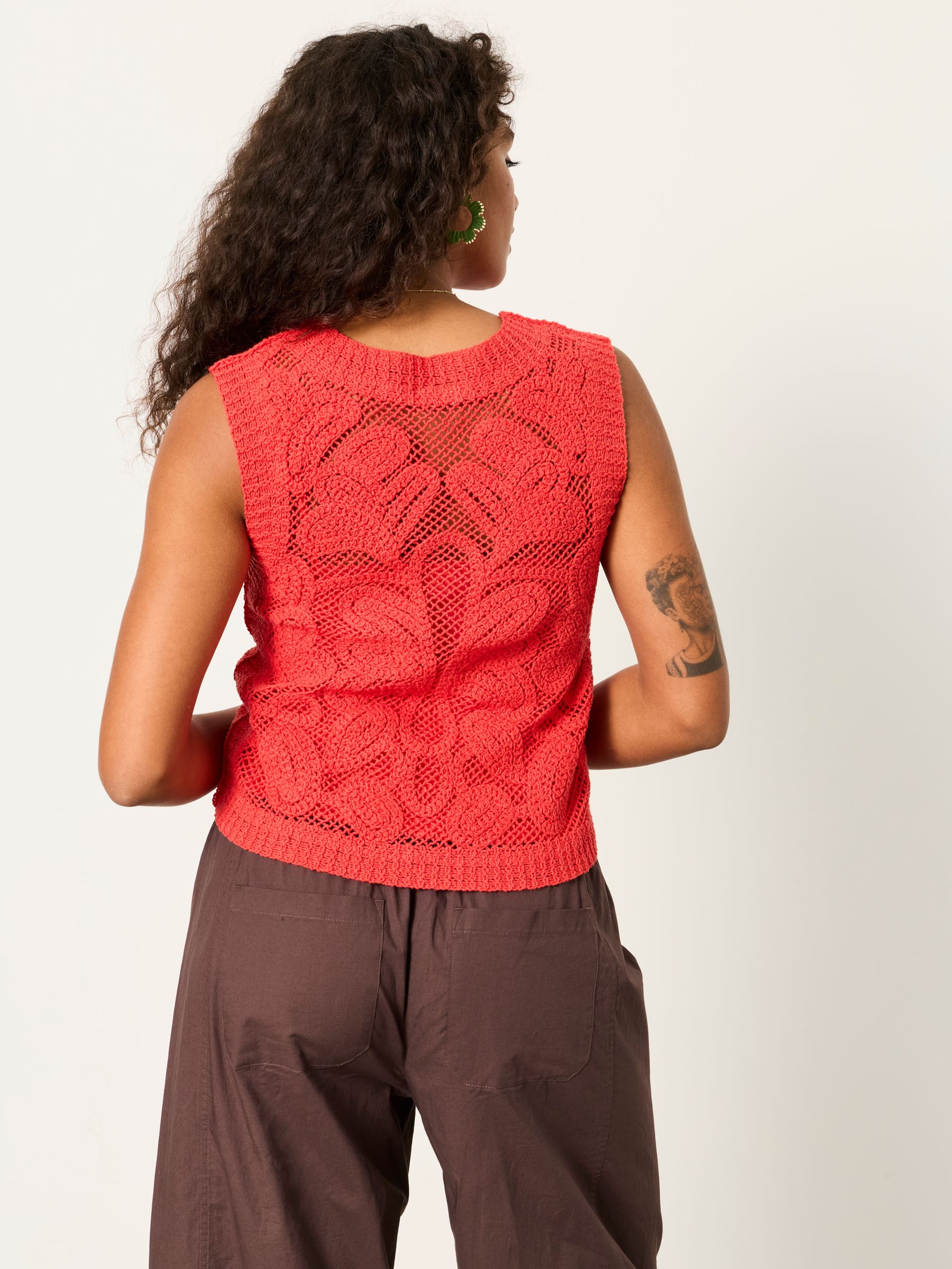 Red Palm Pattern Tank - Image 2 of 6