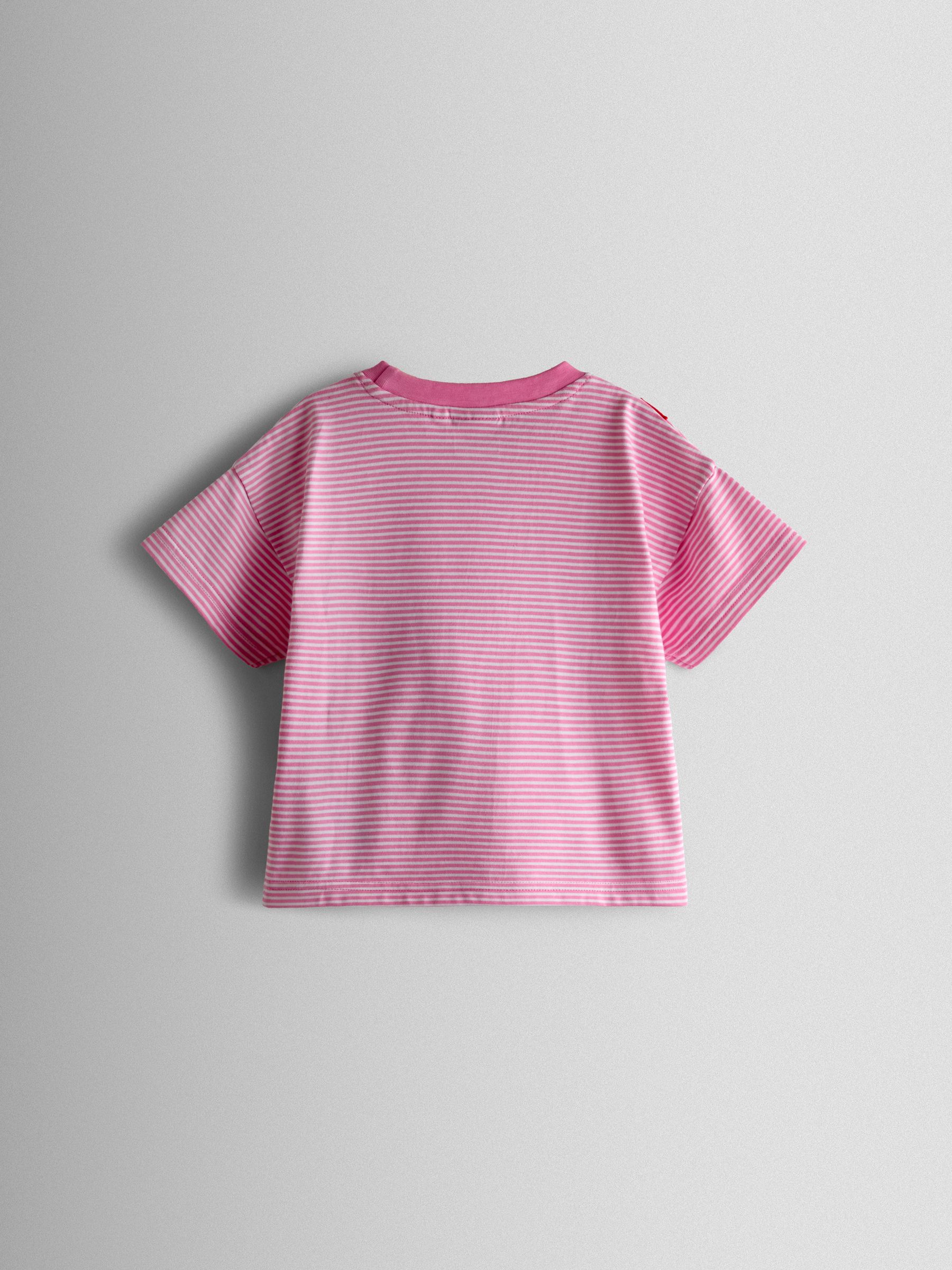 Pink Strawberry Bag Appliqué T- Shirt - Image 2 of 3