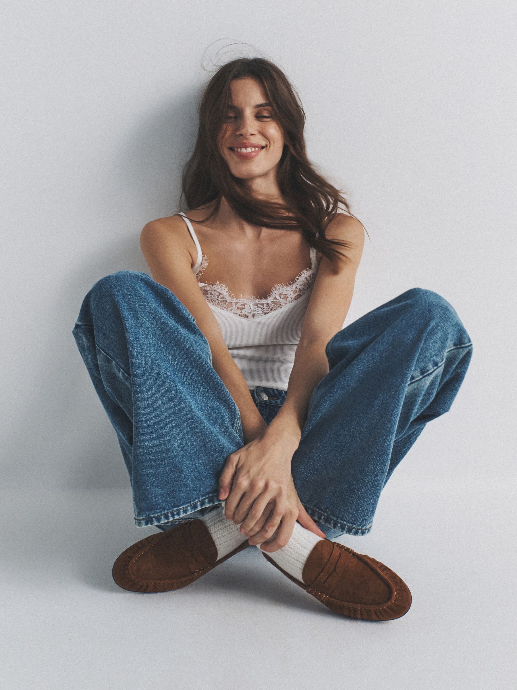 4 Pack Ribbed Lace Trim Cami Vest Black/Chocolate Brown/Taupe Brown/Cream - Image 5 of 6