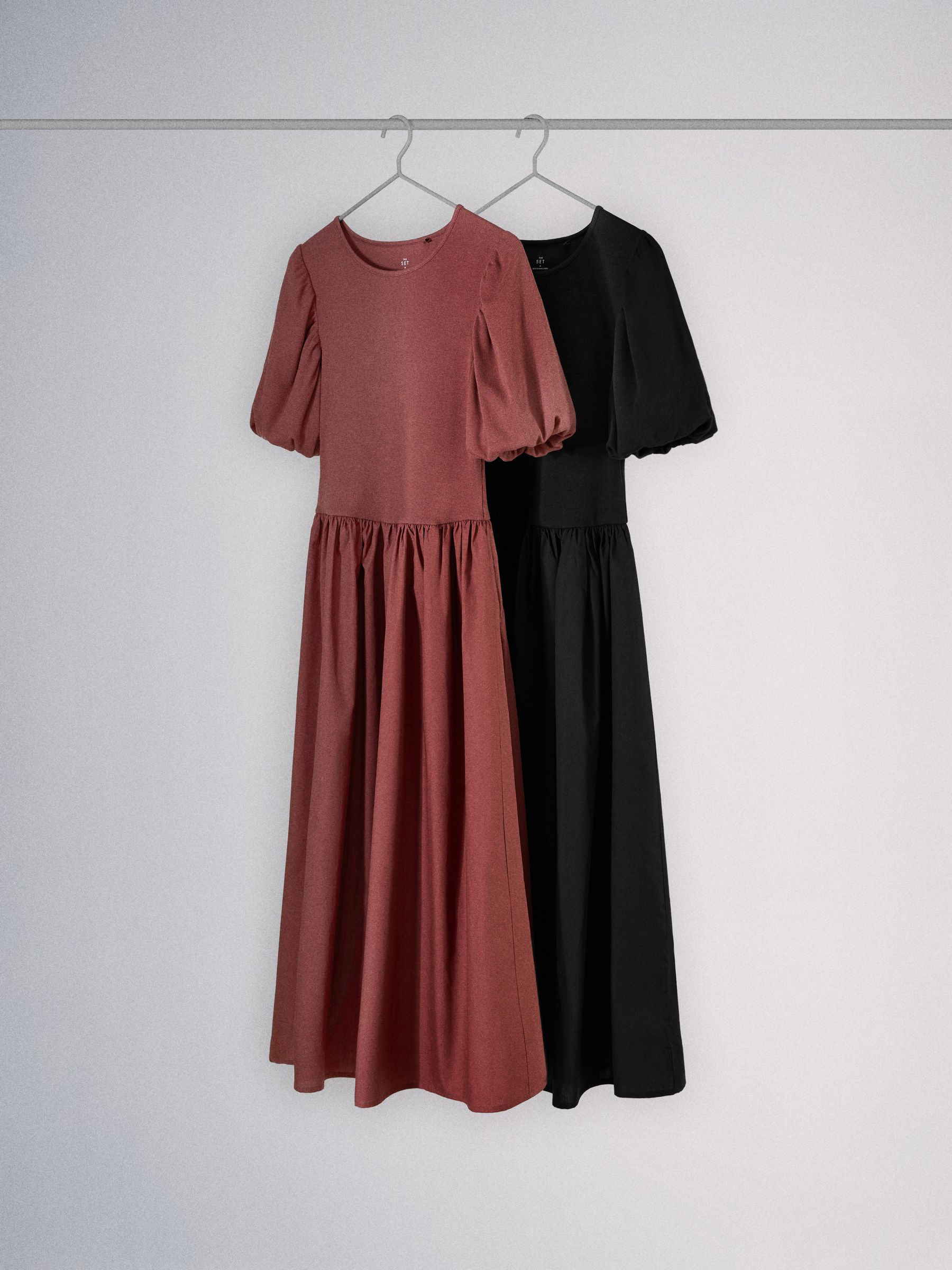 2 Pack Maxi Puff Sleeve Dress Black/Brick Red - Image 1 of 3