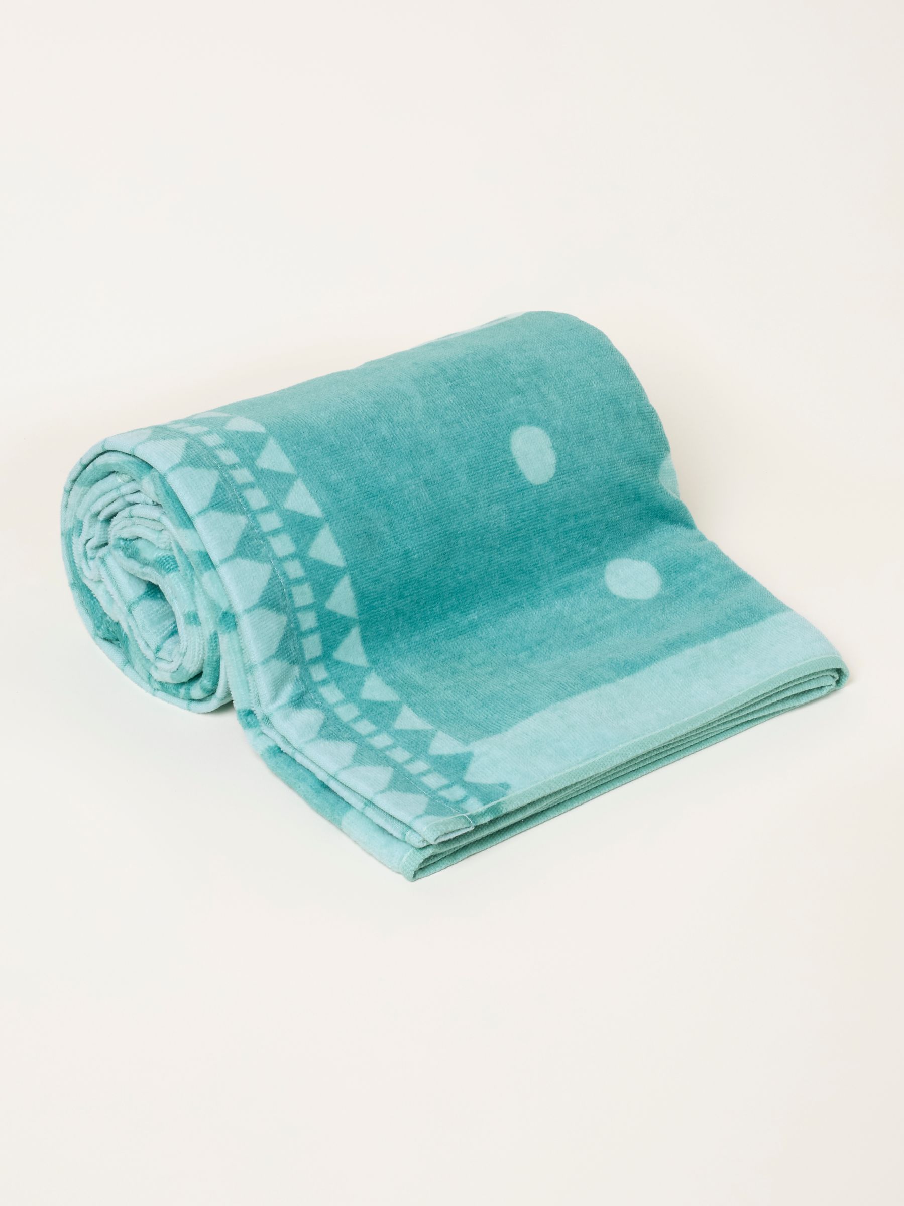 Light Teal Turtle Towel - Image 2 of 2