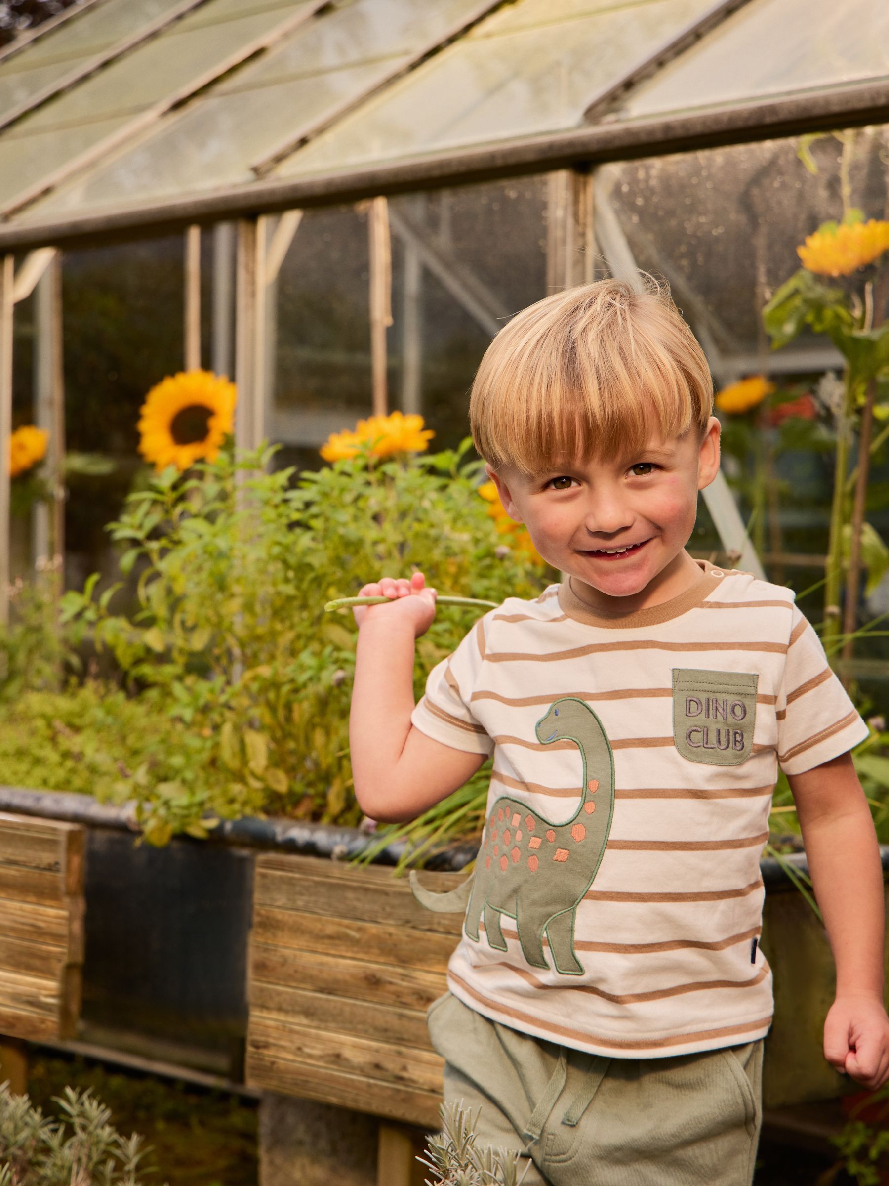 Green 2-Piece Appliqué T-Shirt & Shorts Set - Image 1 of 1