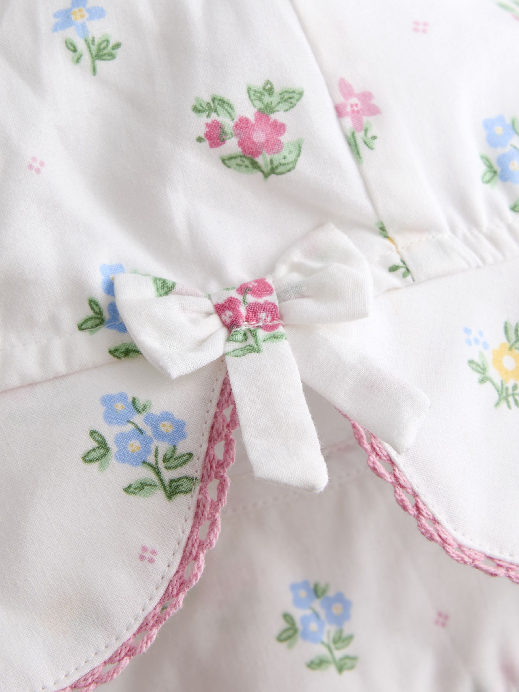 White Floral Sun Hat - Image 3 of 3