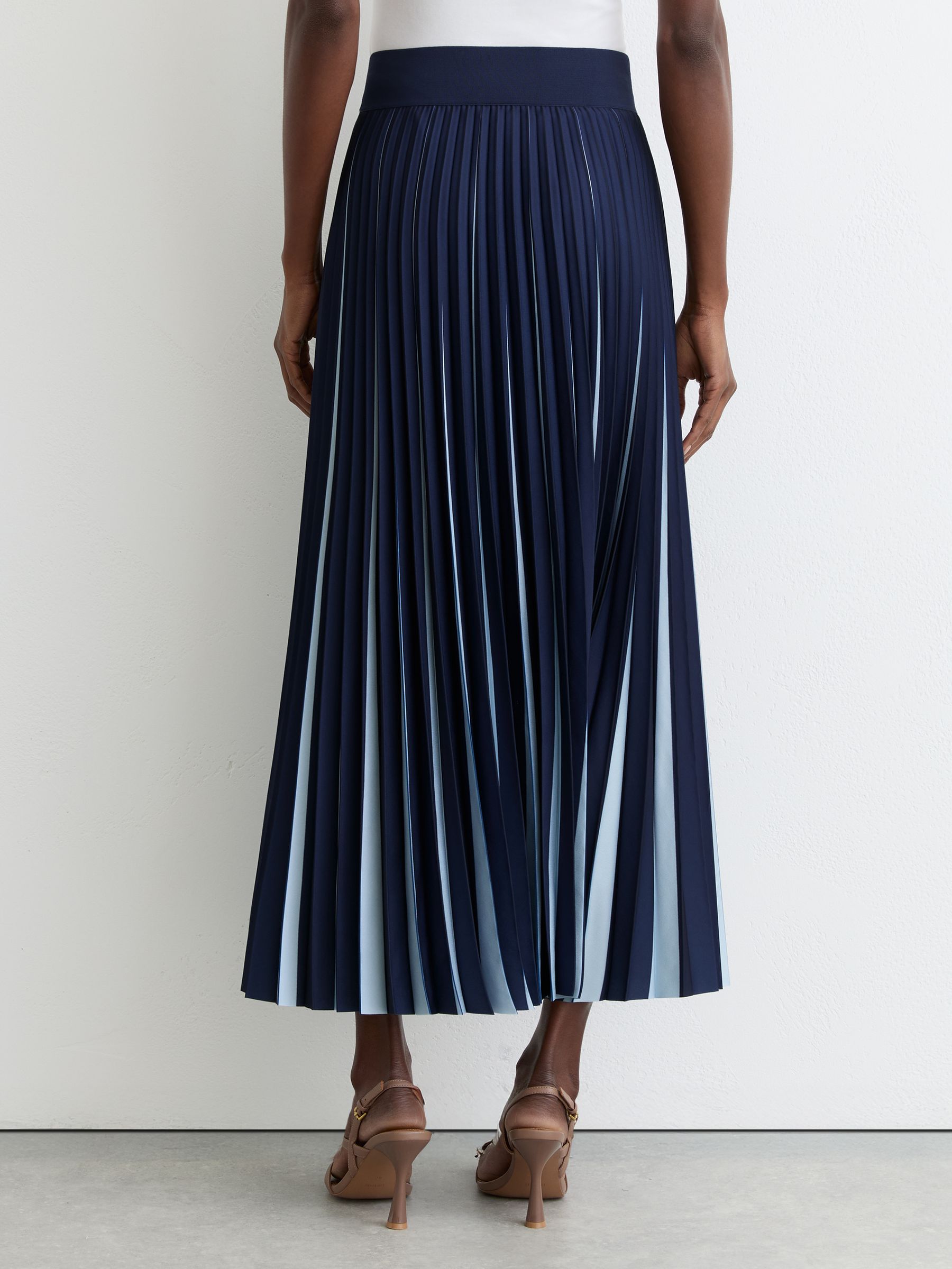 Contrast Pleated Midi Skirt in Navy/Pale Blue - image 4