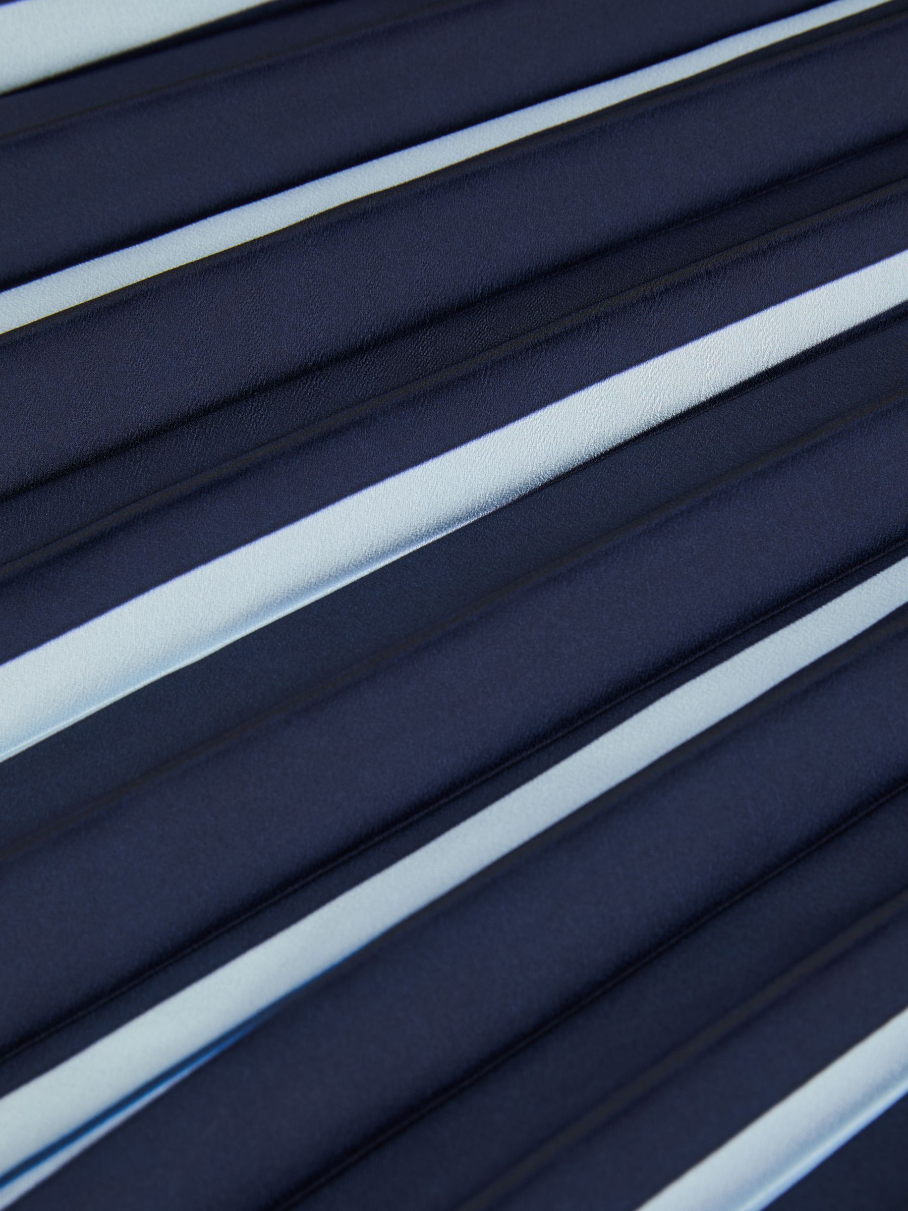 Contrast Pleated Midi Skirt in Navy/Pale Blue - image 3