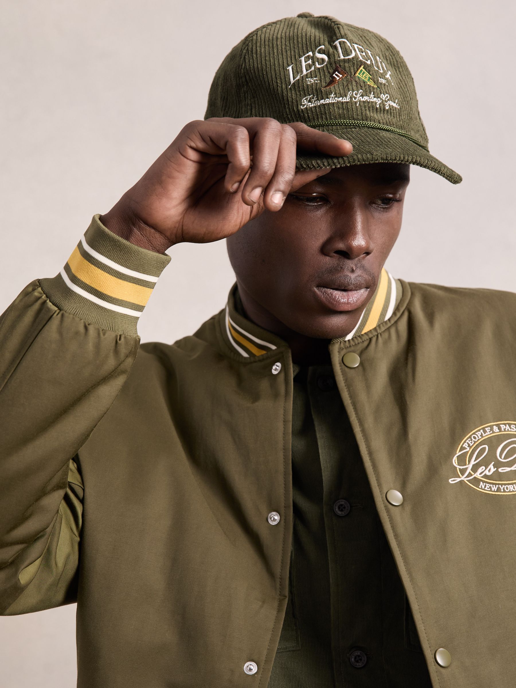 Reiss Les Deux Ivy League Corduroy Cap in Duffel Bag | REISS