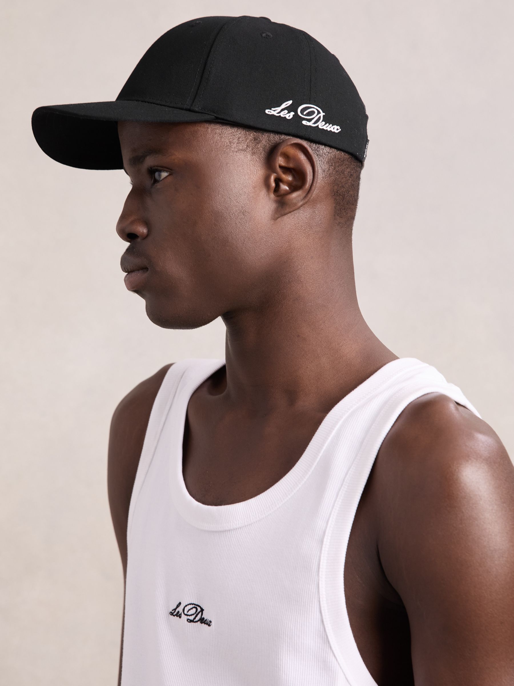 Les Deux Cotton Logo Baseball Cap in Black - Image 2 of 5