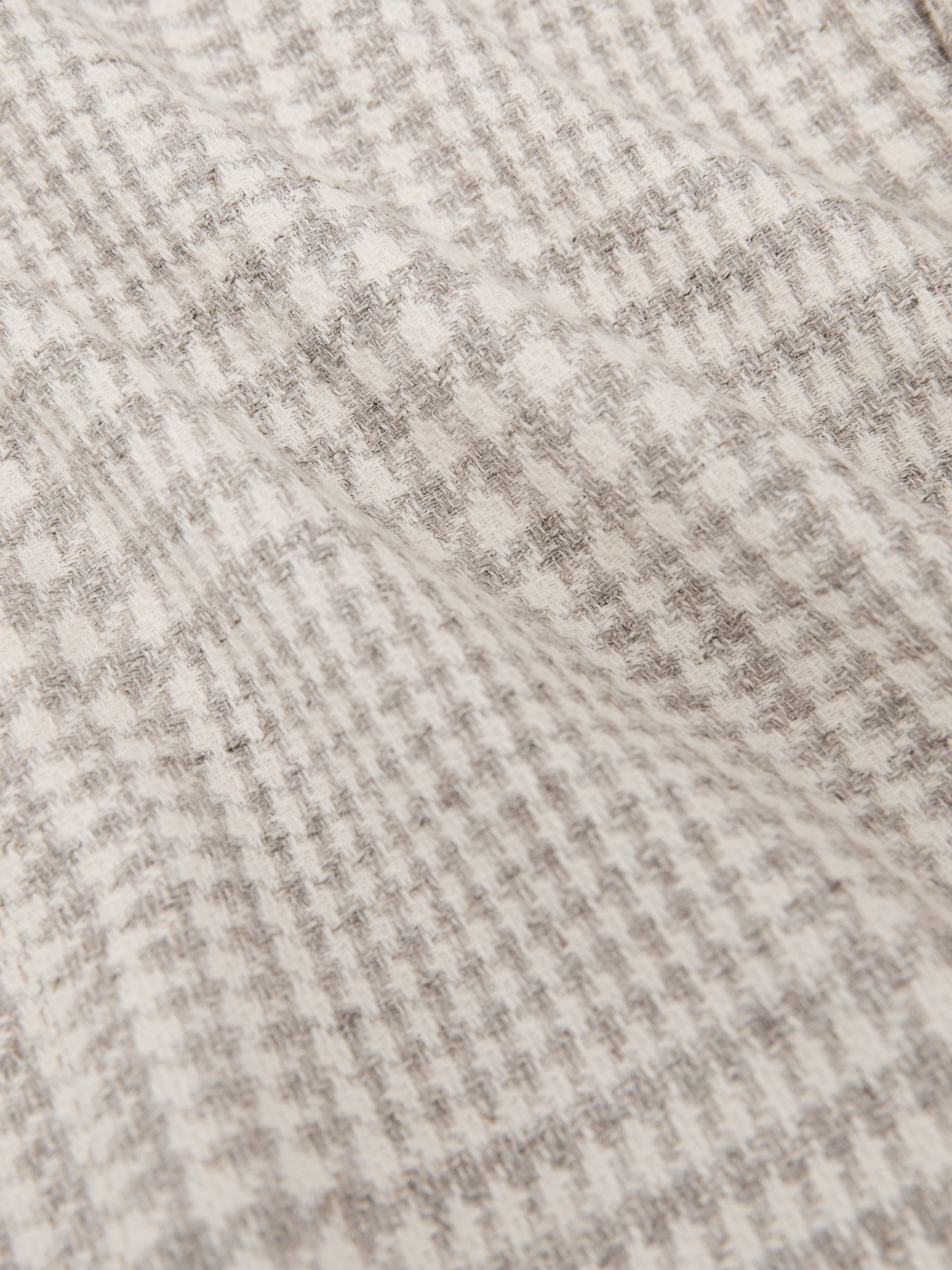 Cotton and Wool Single-Breasted Blazer Classic-Fit in Check in Soft Grey - Image 8 of 8