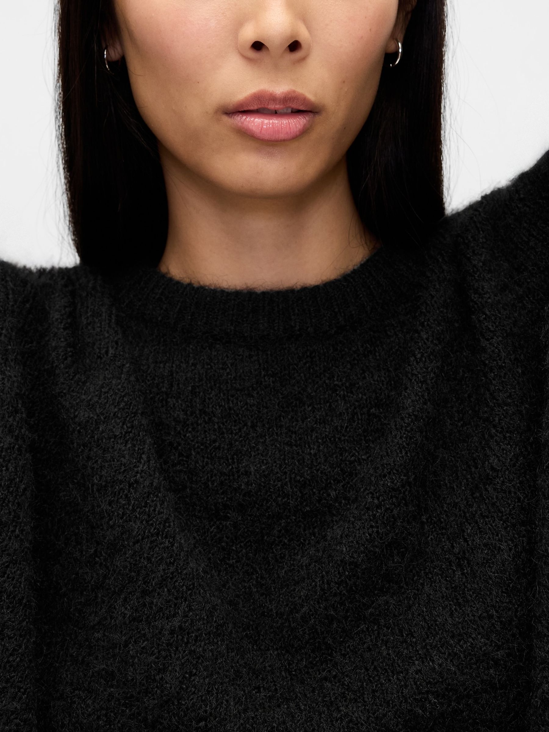 Black Oversized Fuzzy Crew Neck Jumper - Image 4 of 4 Black Oversized Fuzzy Crew Neck Jumper - Image 4 of 4