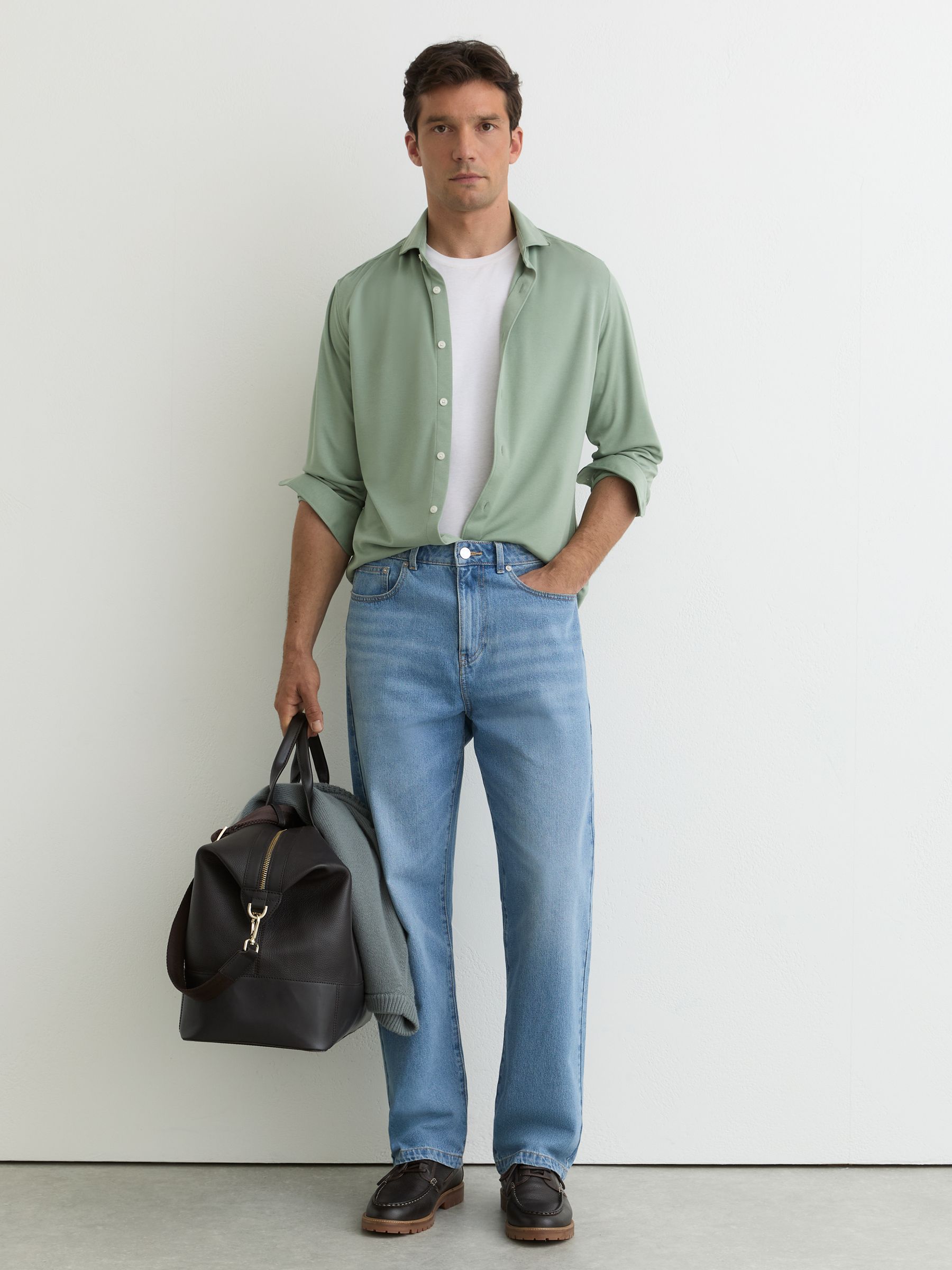Stretch-Modal Cutaway-Collar Shirt Regular-Fit in Green - Image 1 of 6
