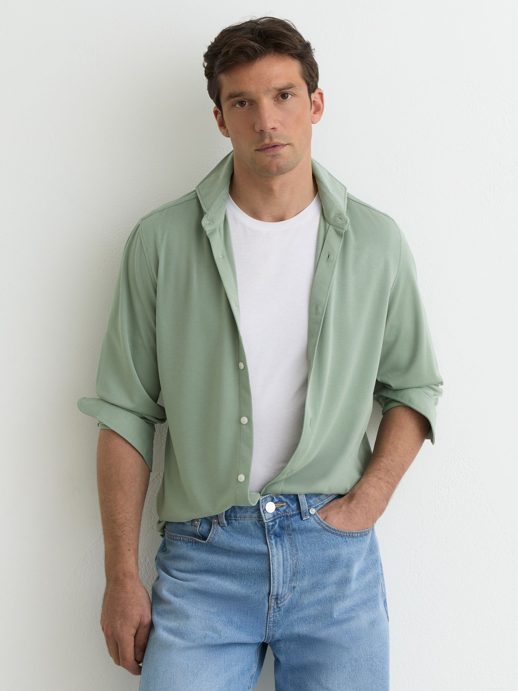 Stretch-Modal Cutaway-Collar Shirt Regular-Fit in Green - Image 4 of 6