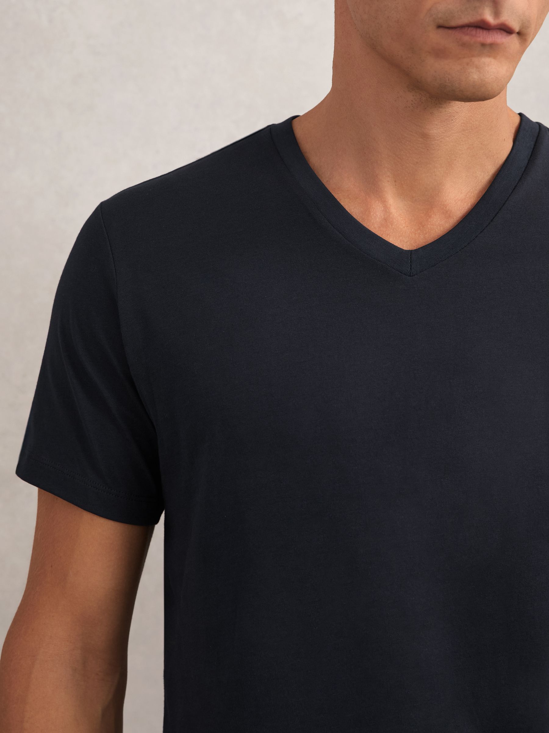 Cotton V-Neck T-Shirt in Navy Blue - Image 3 of 6