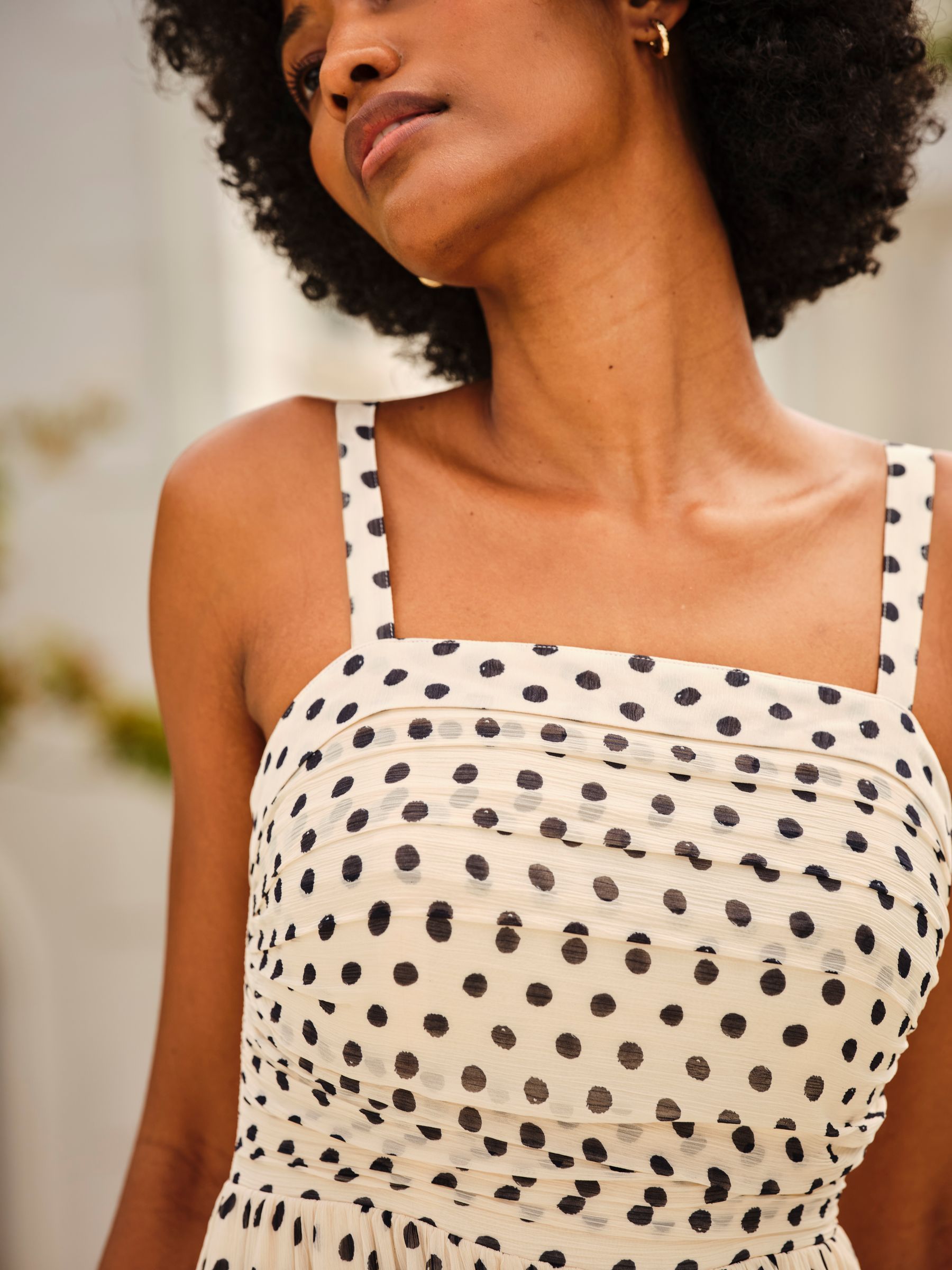 Mischa Ivory Petite Prom Dress - Image 3 of 6