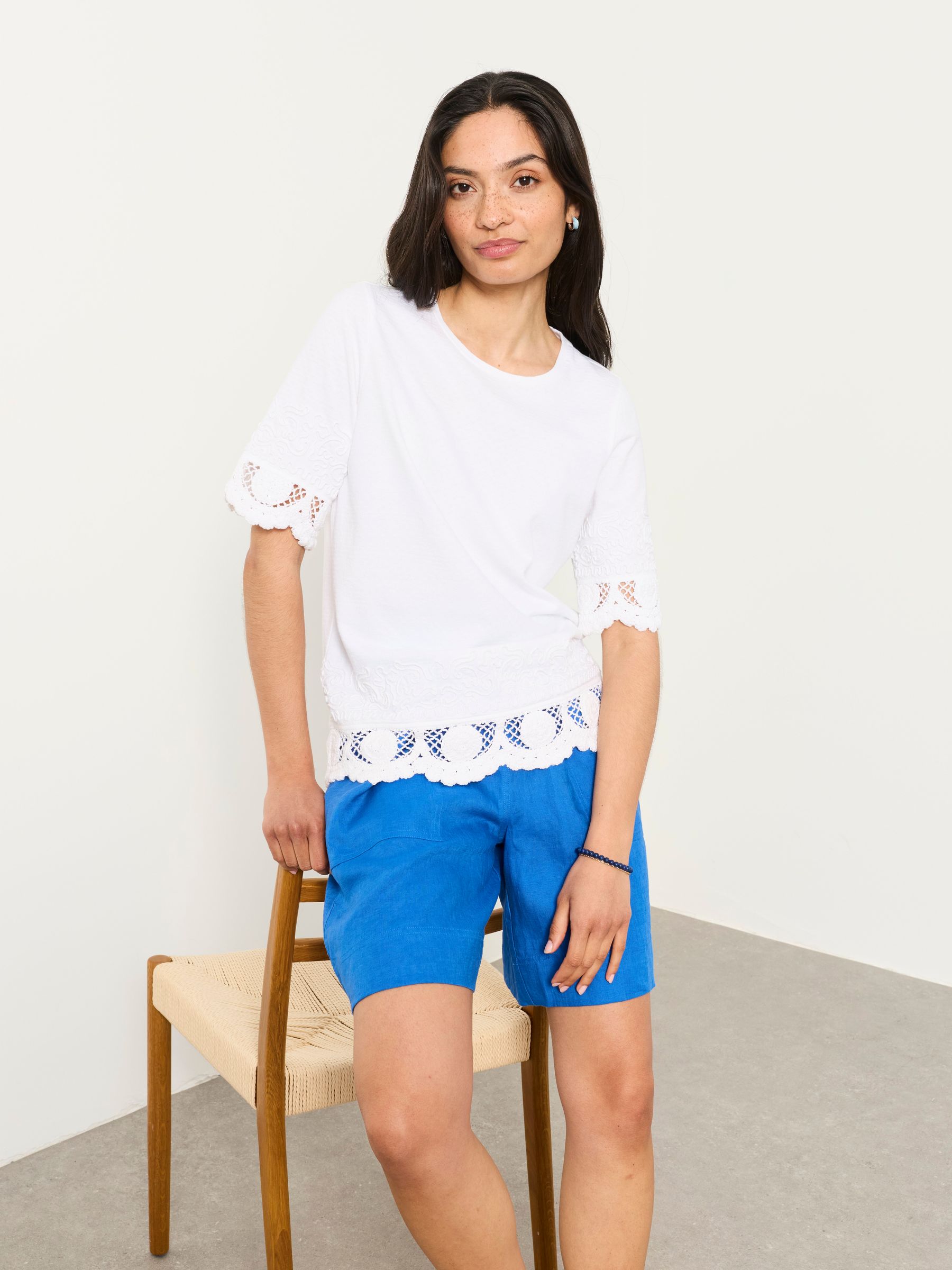 Chloe White Crochet Detail T-Shirt - Image 4 of 5