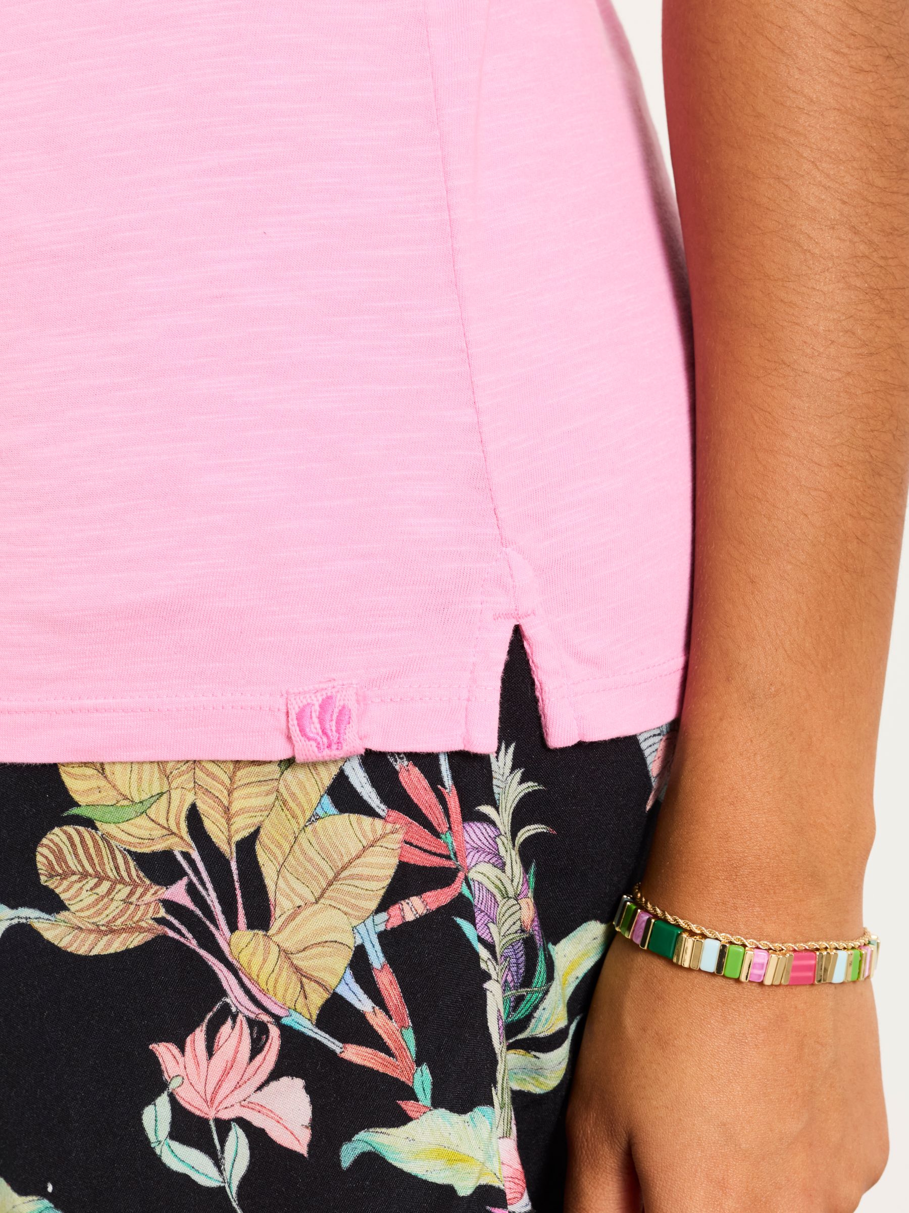 Ivy Light Pink T Shirt - Image 3 of 5