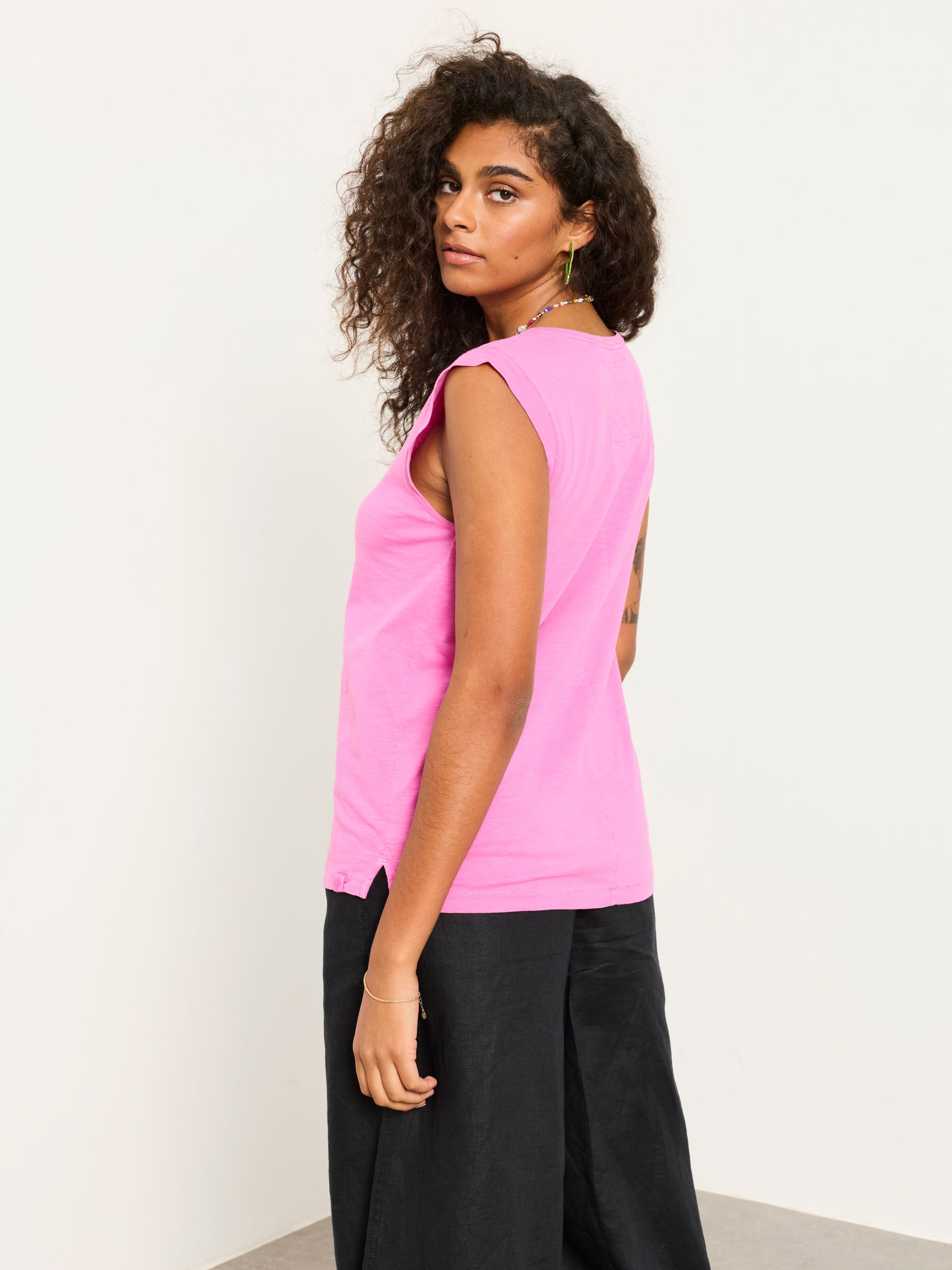 Tia Fuchsia Pink Jersey Tank - Image 2 of 6 Tia Fuchsia Pink Jersey Tank - Image 2 of 6