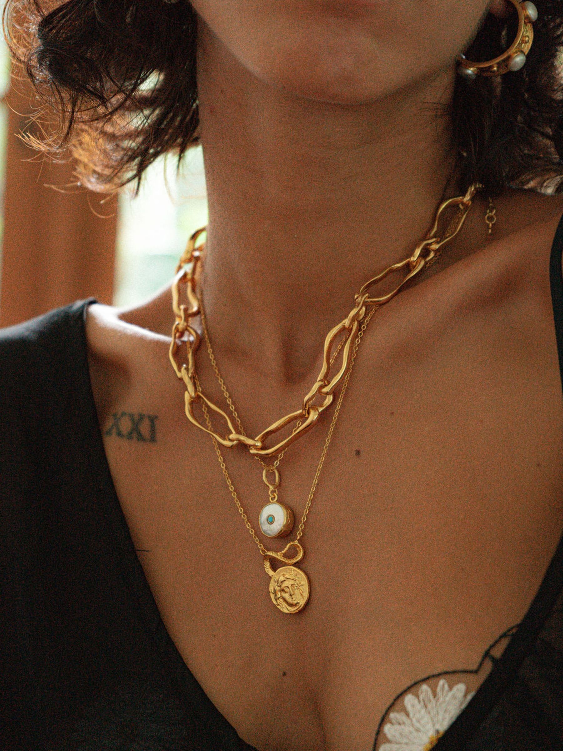 Ottoman Hands Etta Gold Tone Chain Necklace - Image 3 of 3