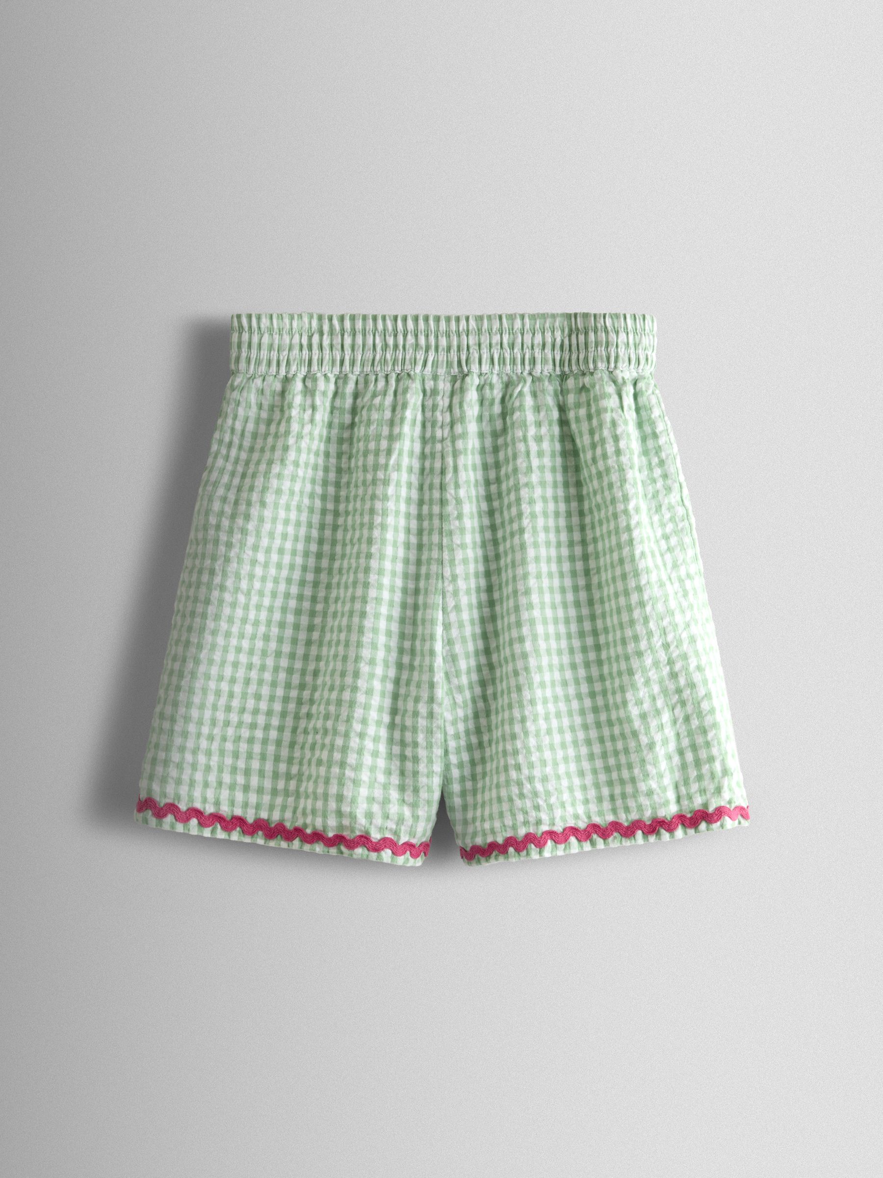 Green Top and Shorts Set - Image 5 of 7