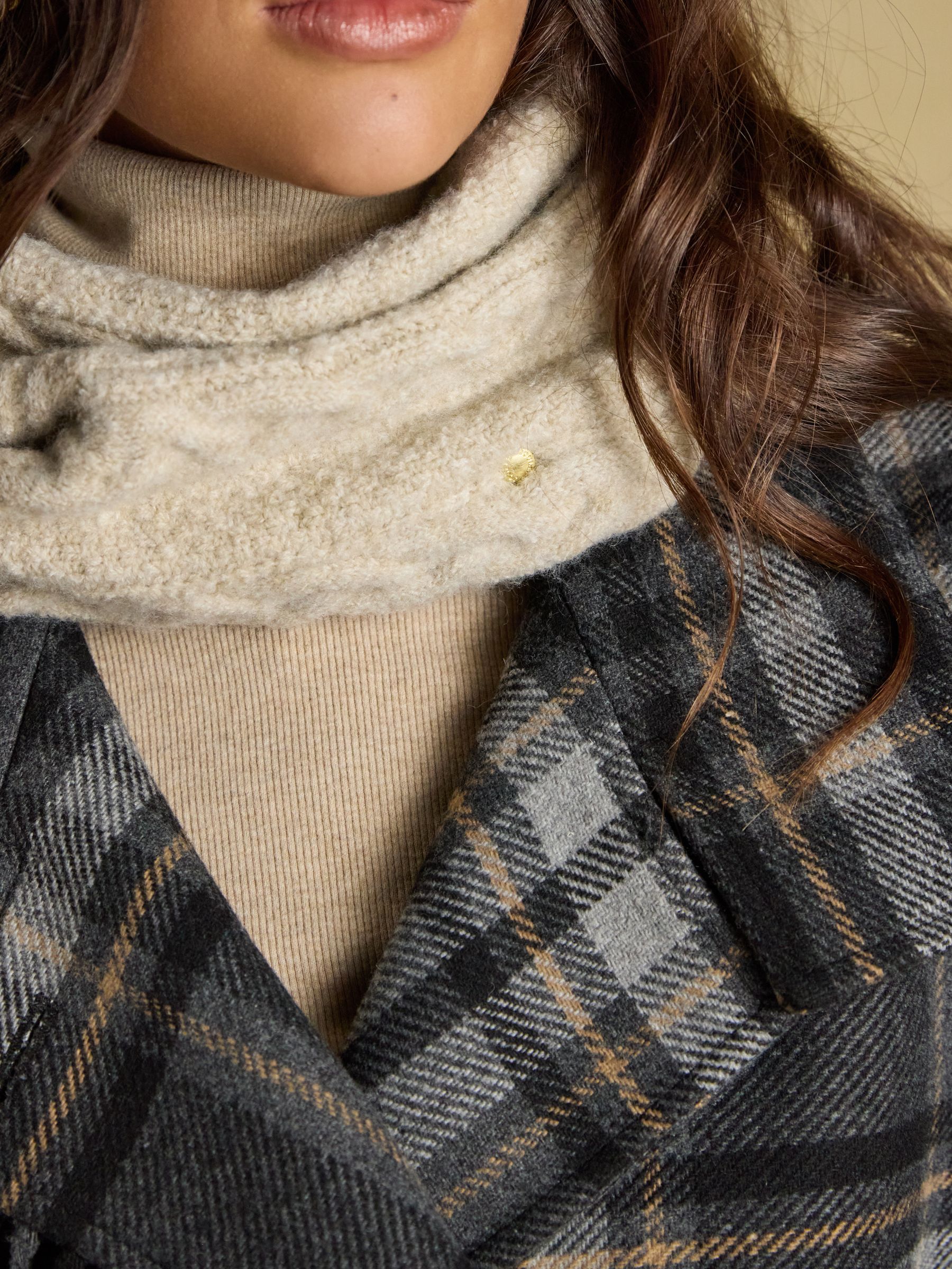 Cable Oatmeal Cosy Lined Snood - Image 3 of 5
