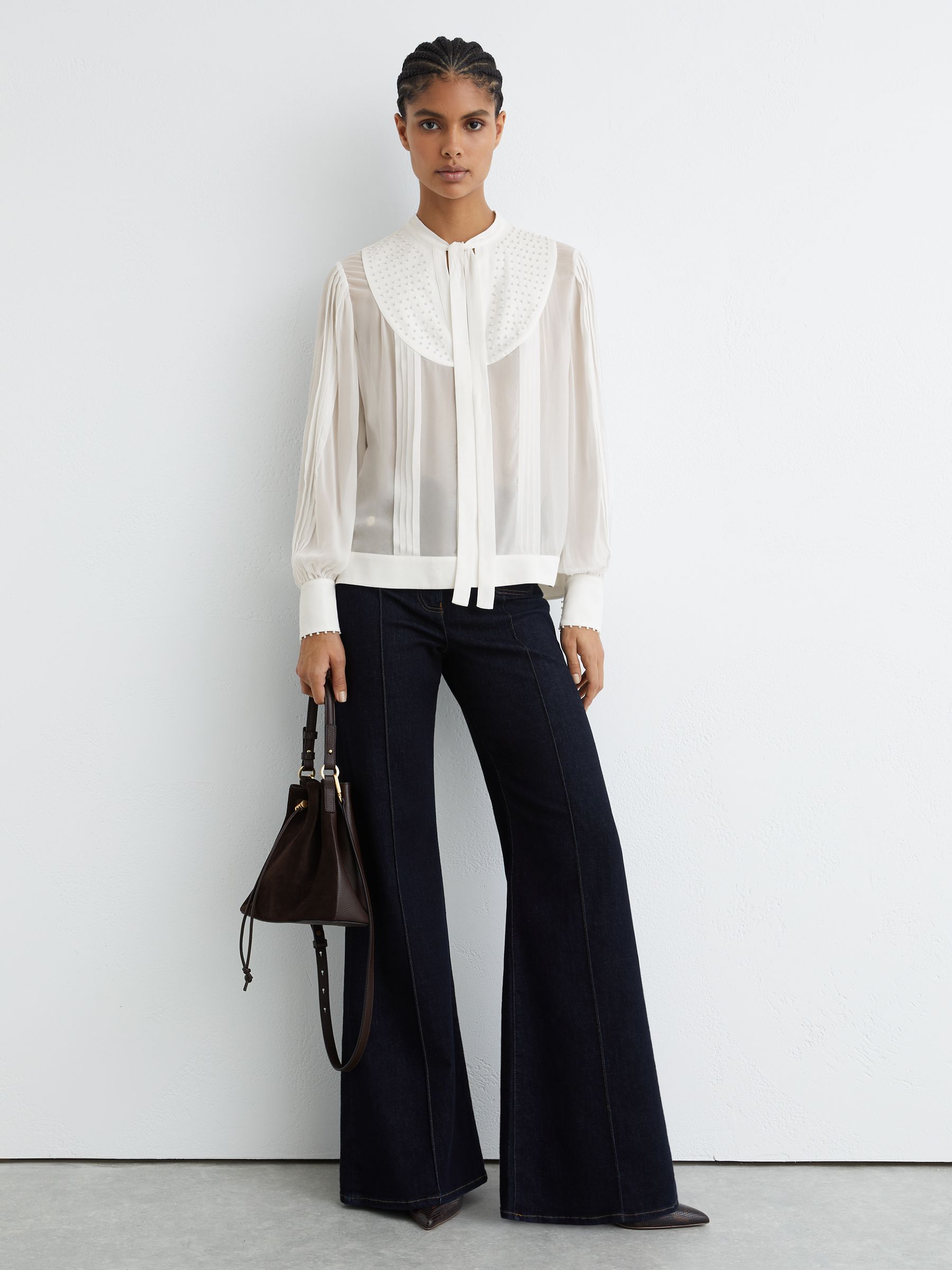 Reiss Casey Georgette Tie-Neck Beaded Blouse - صورة 1 من 6