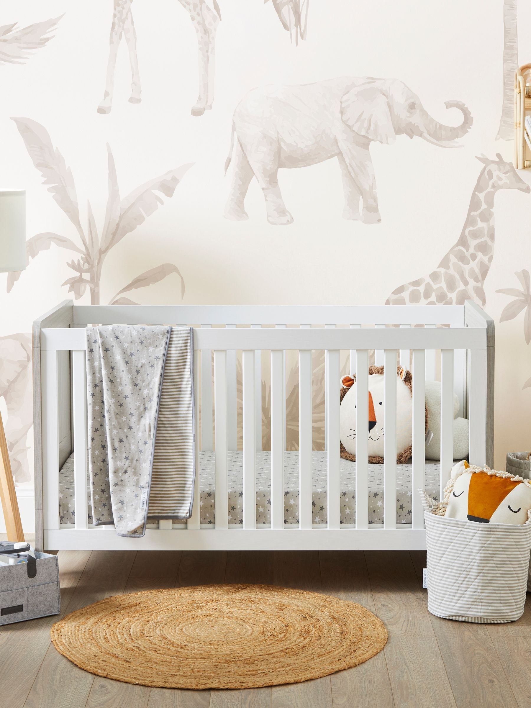 Ickle Bubba White Pembrey Cot Bed And All Seasons Premium Pocket Spr Mattress - Image 1 of 6