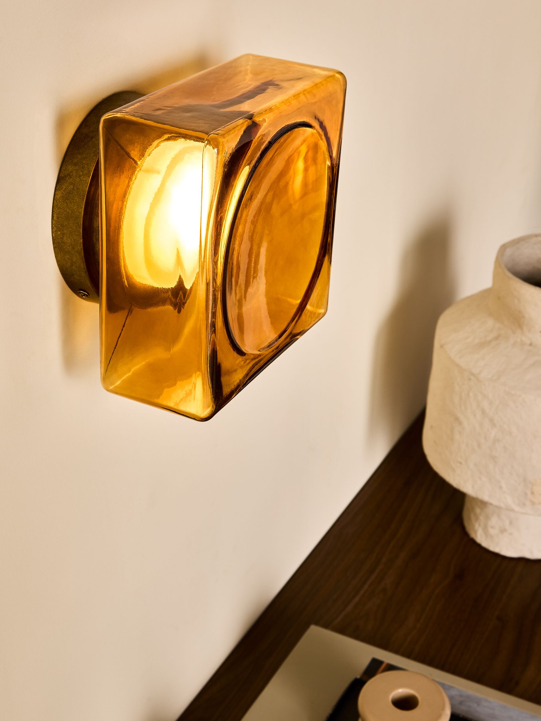 Rhys Glass Wall Light in Amber Orange - Image 2 of 5
