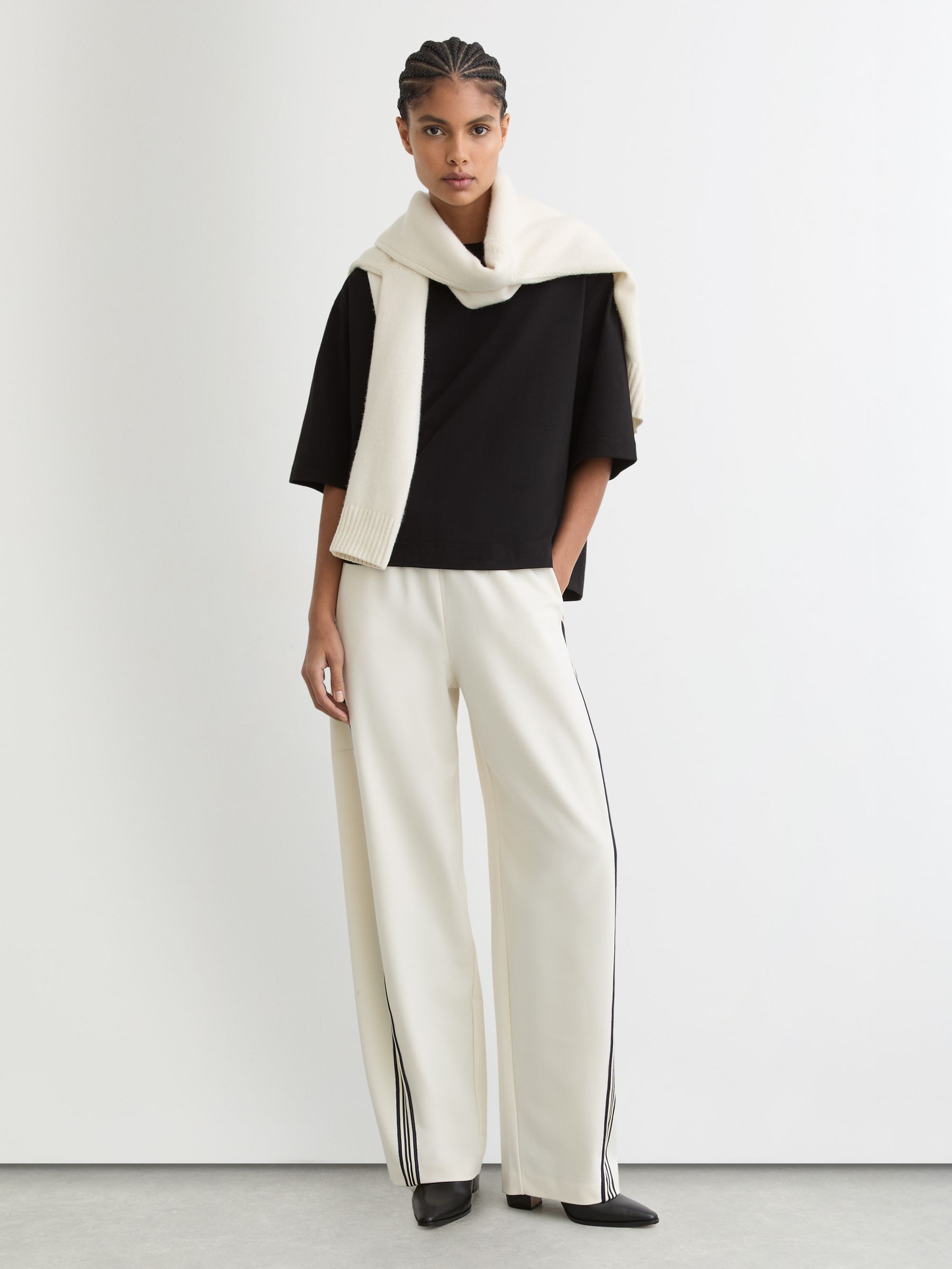 Cotton Ribbed-Neck Oversized T-Shirt in Black - Image 3 of 7