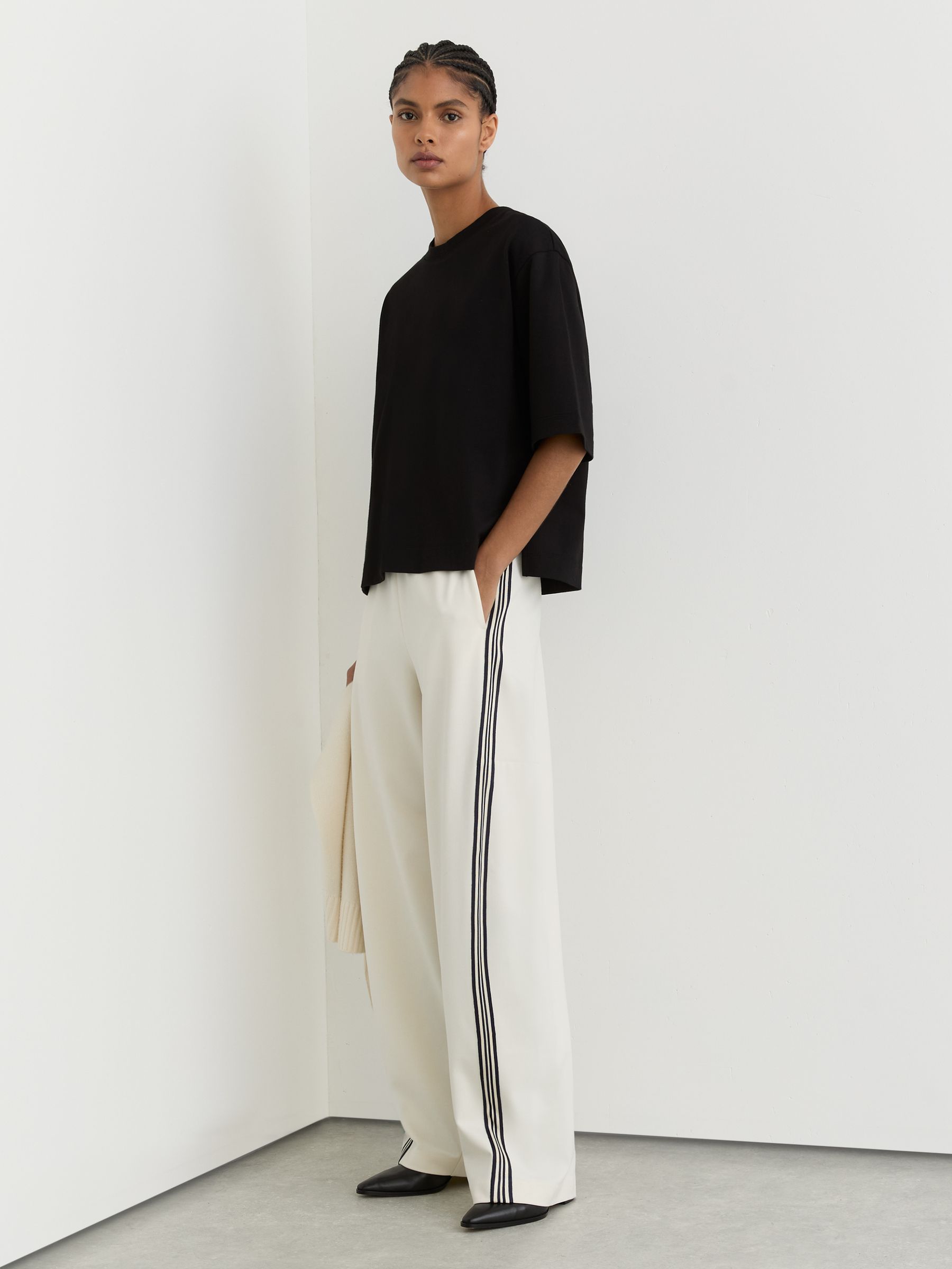 Cotton Ribbed-Neck Oversized T-Shirt in Black - image 4