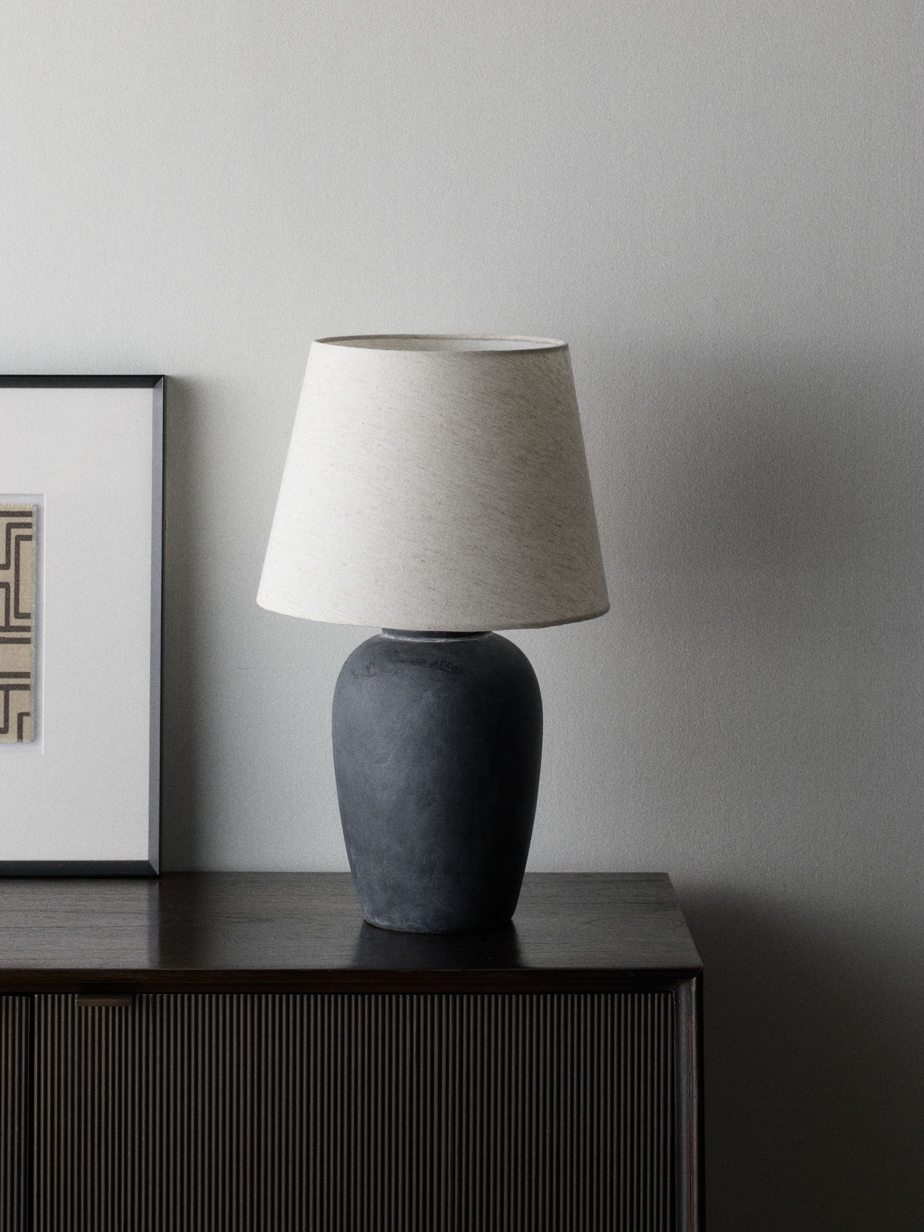 The Set 2 Pack Black/Cream Textured Ceramic Large Table Lamps - Image 5 of 6