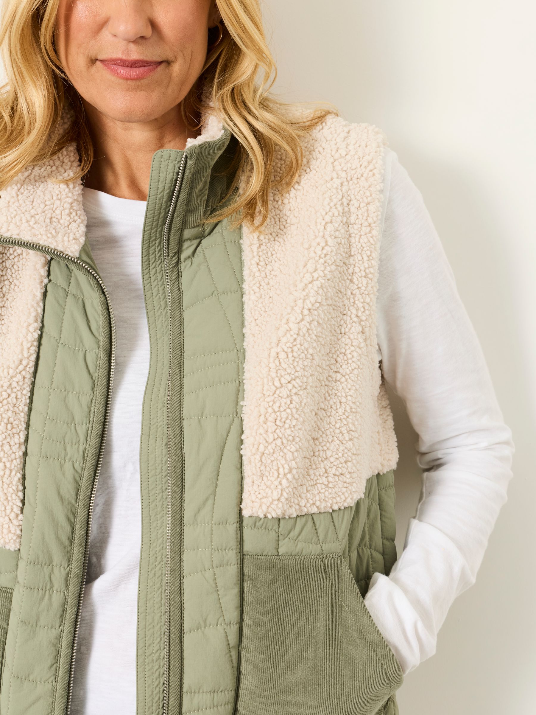 Bexley Green Petite Padded Gilet - Image 3 of 6