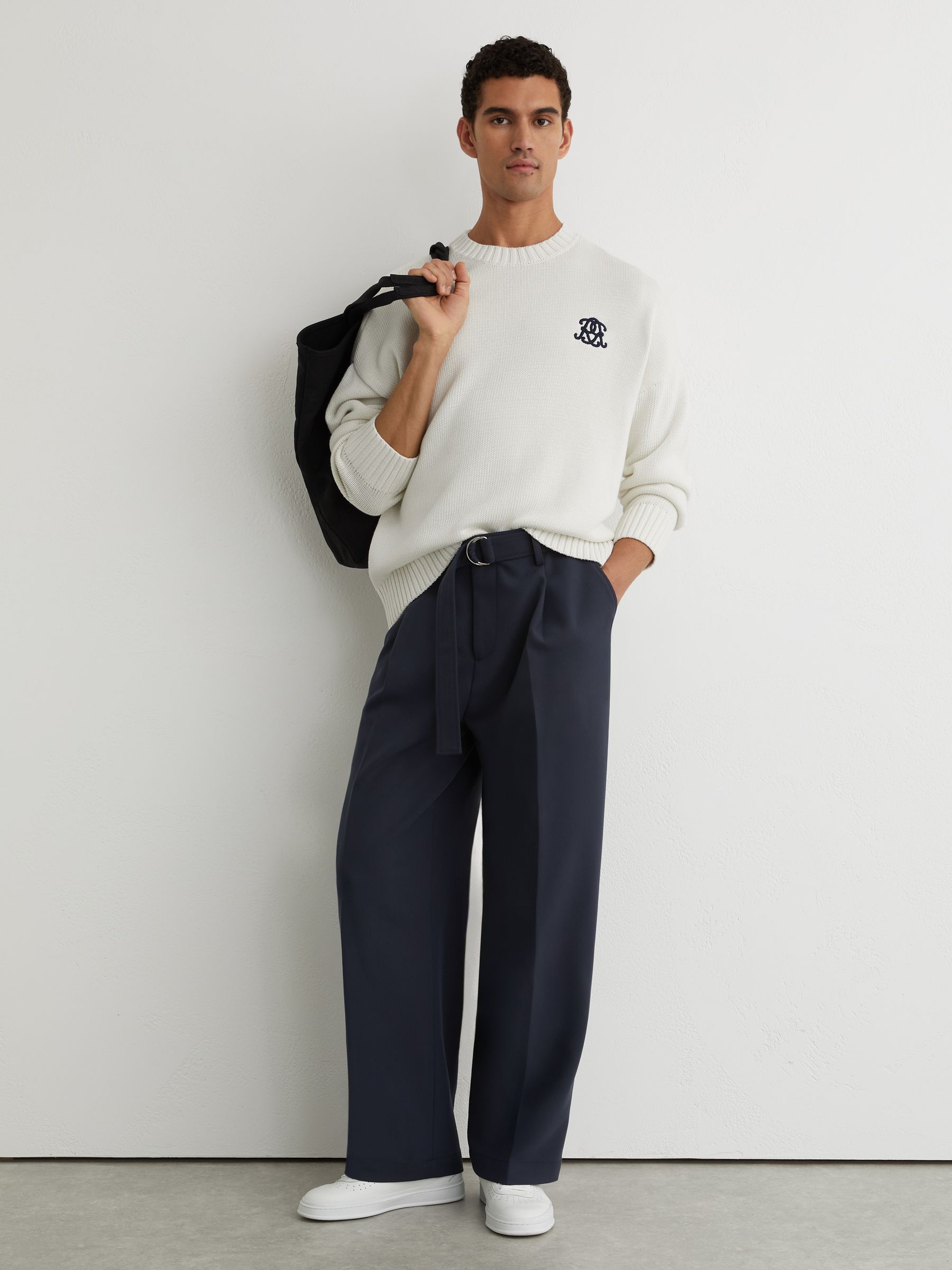 Pull décontracté à monogramme brodé, blanc cassé - Image 3 de 6