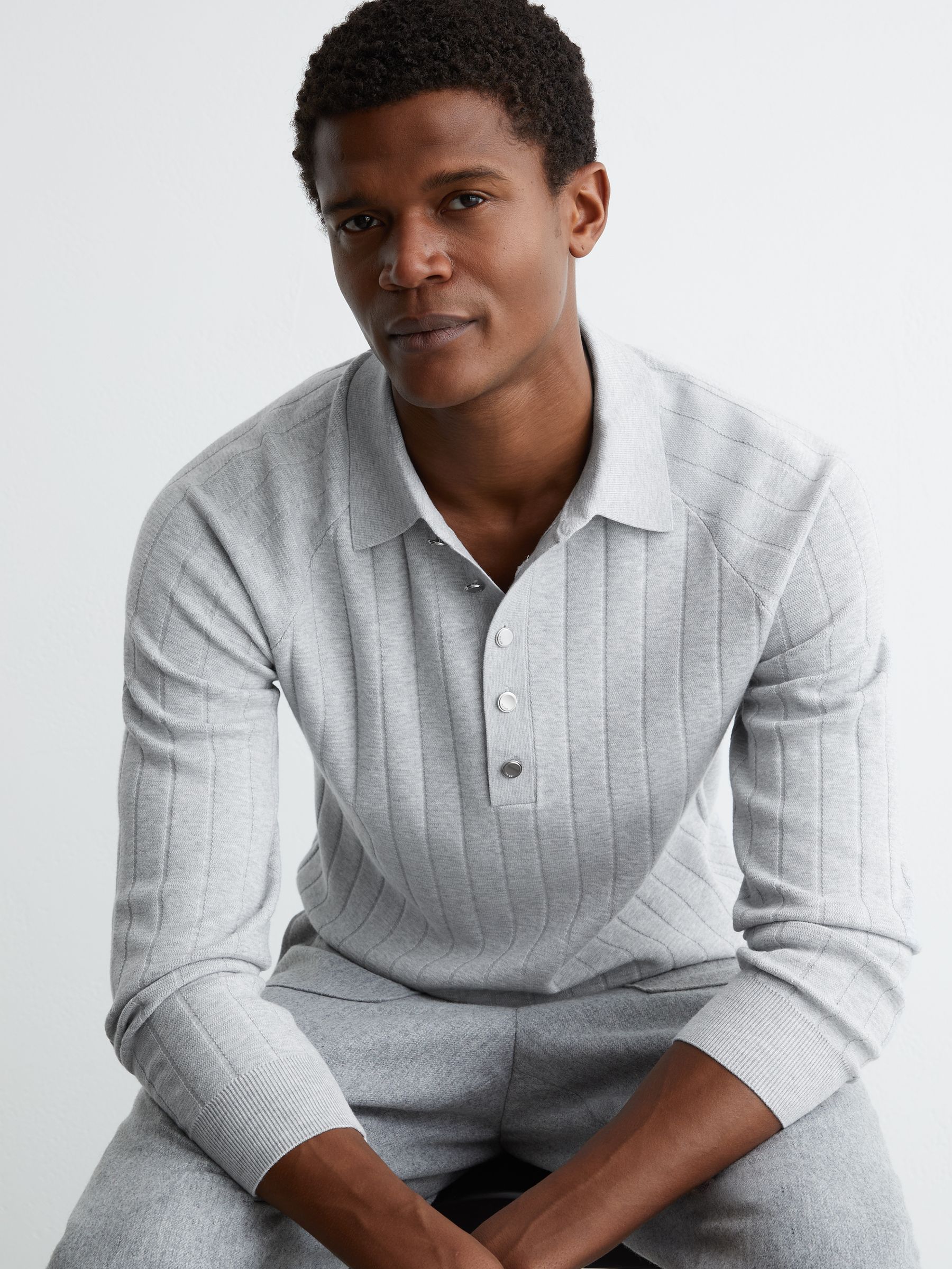 Wide-Ribbed Half-Button Polo Jumper in Soft Grey