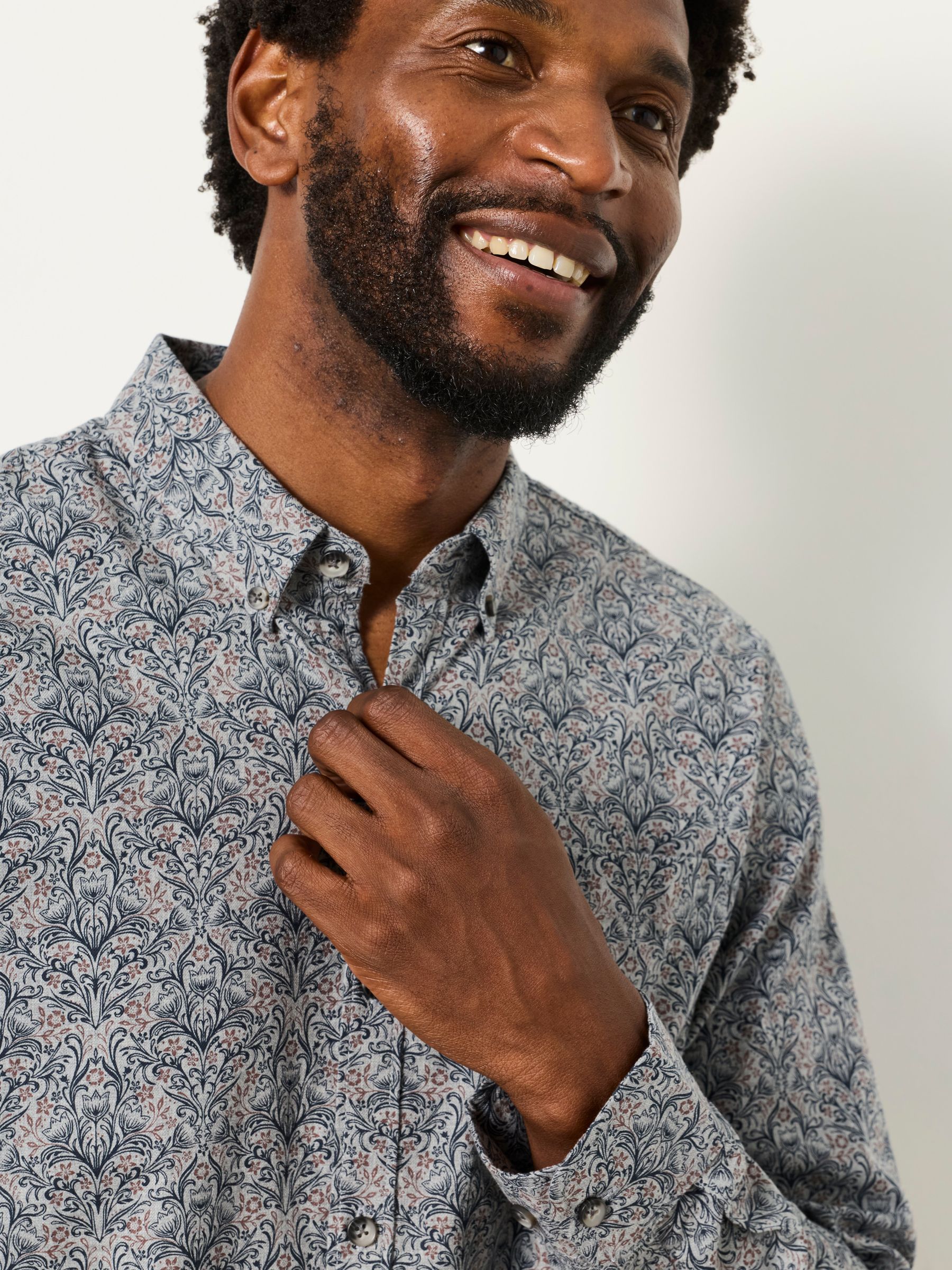 Grey Long Sleeve Tapestry Shirt - Image 4 of 6