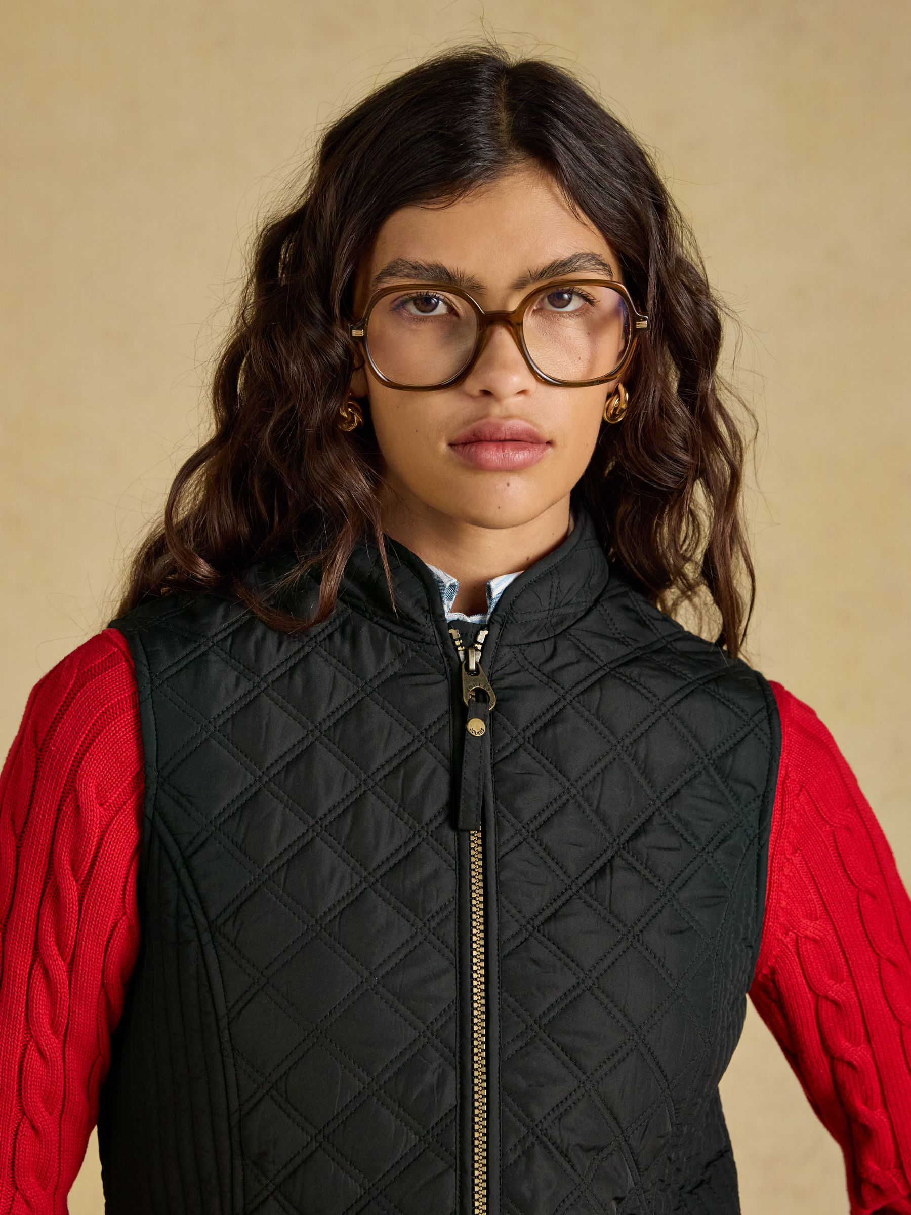 Minx Black Showerproof Diamond Quilted Gilet - Image 4 of 9