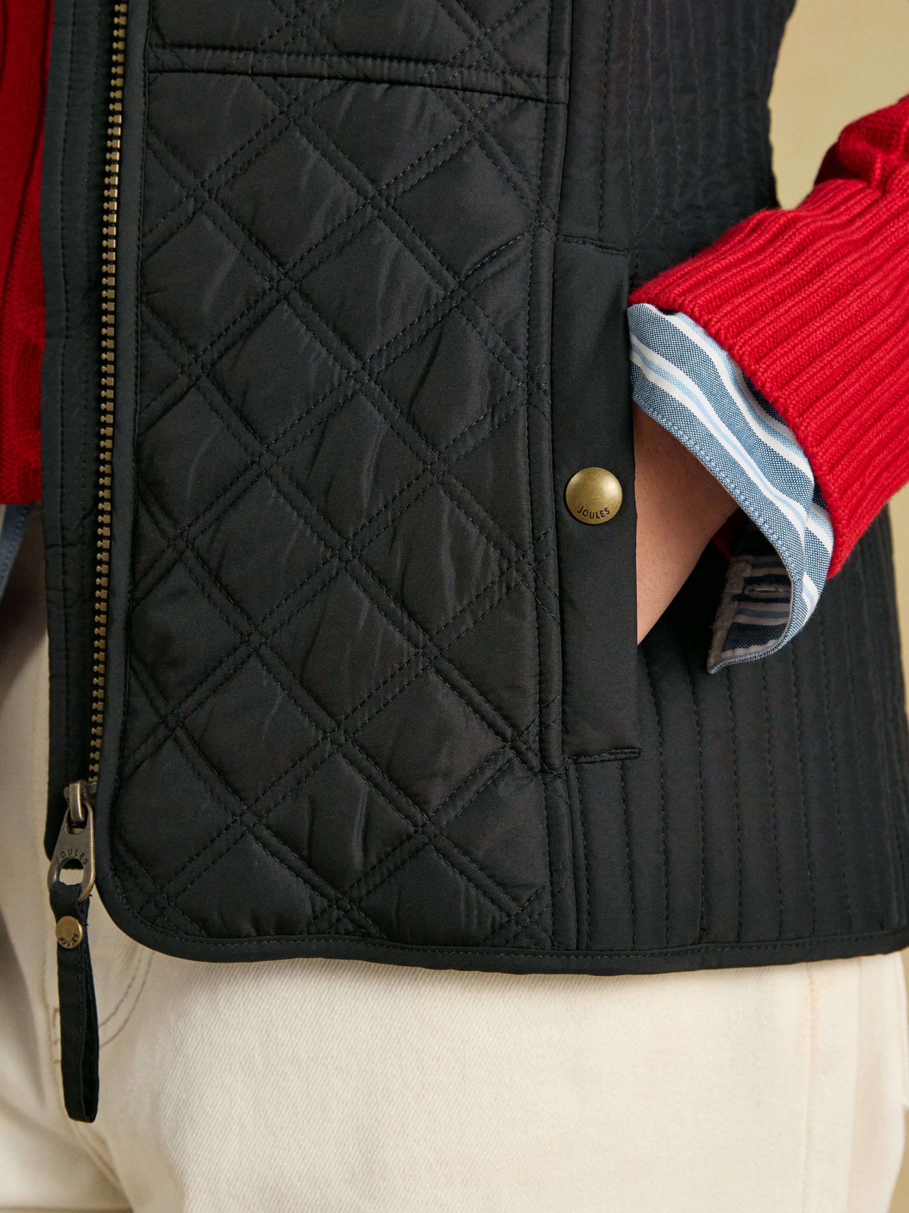 Minx Black Showerproof Diamond Quilted Gilet - Image 6 of 9