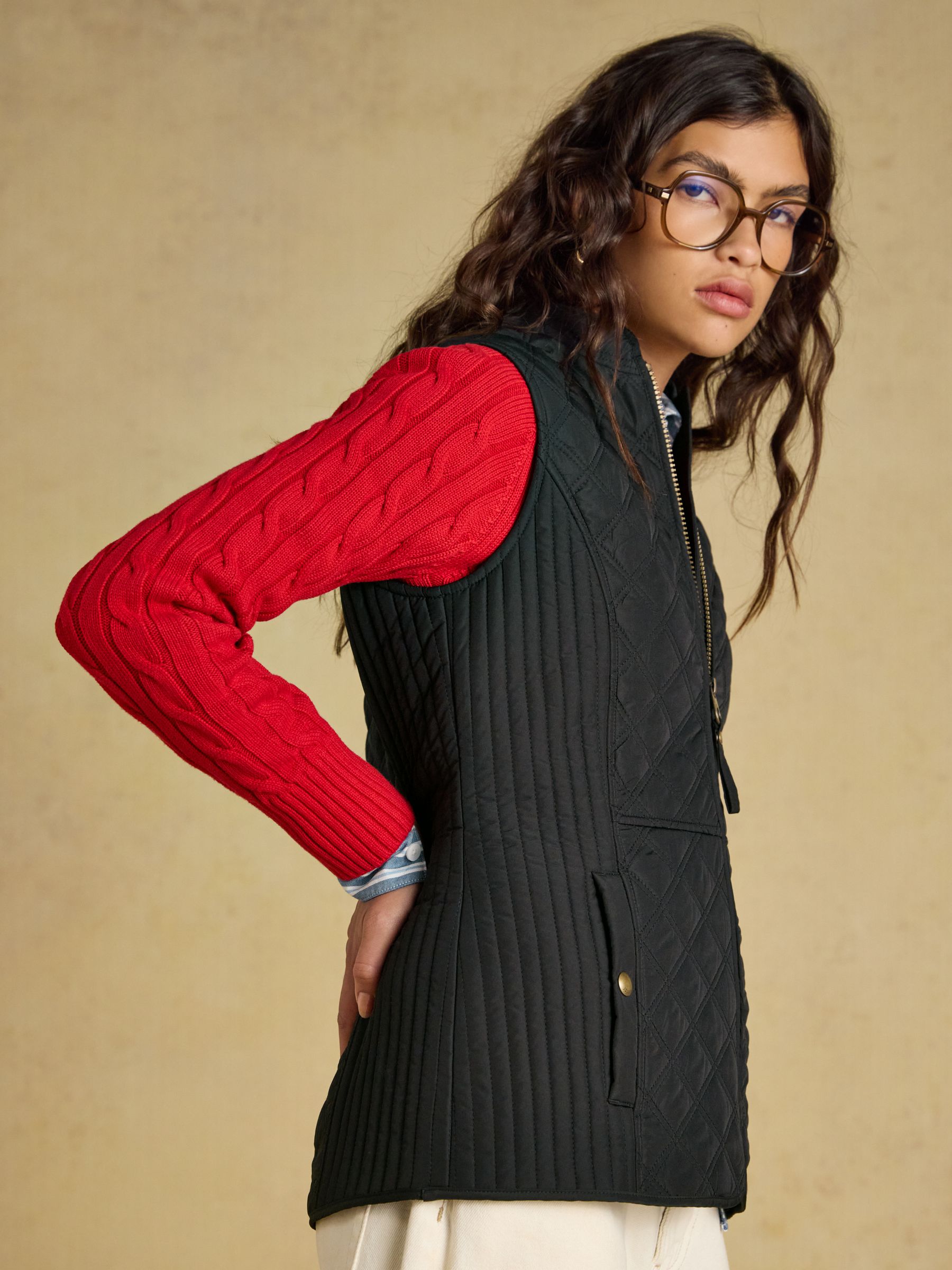 Minx Black Showerproof Diamond Quilted Gilet - Image 7 of 9